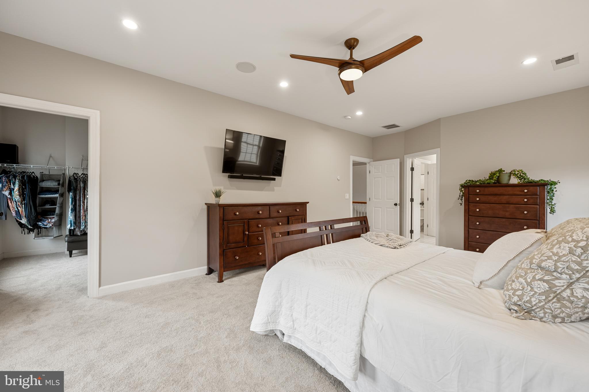 SOMERSET - Residential