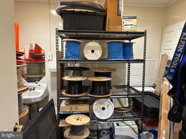 OCEAN GATEWAY - Commercial Sale