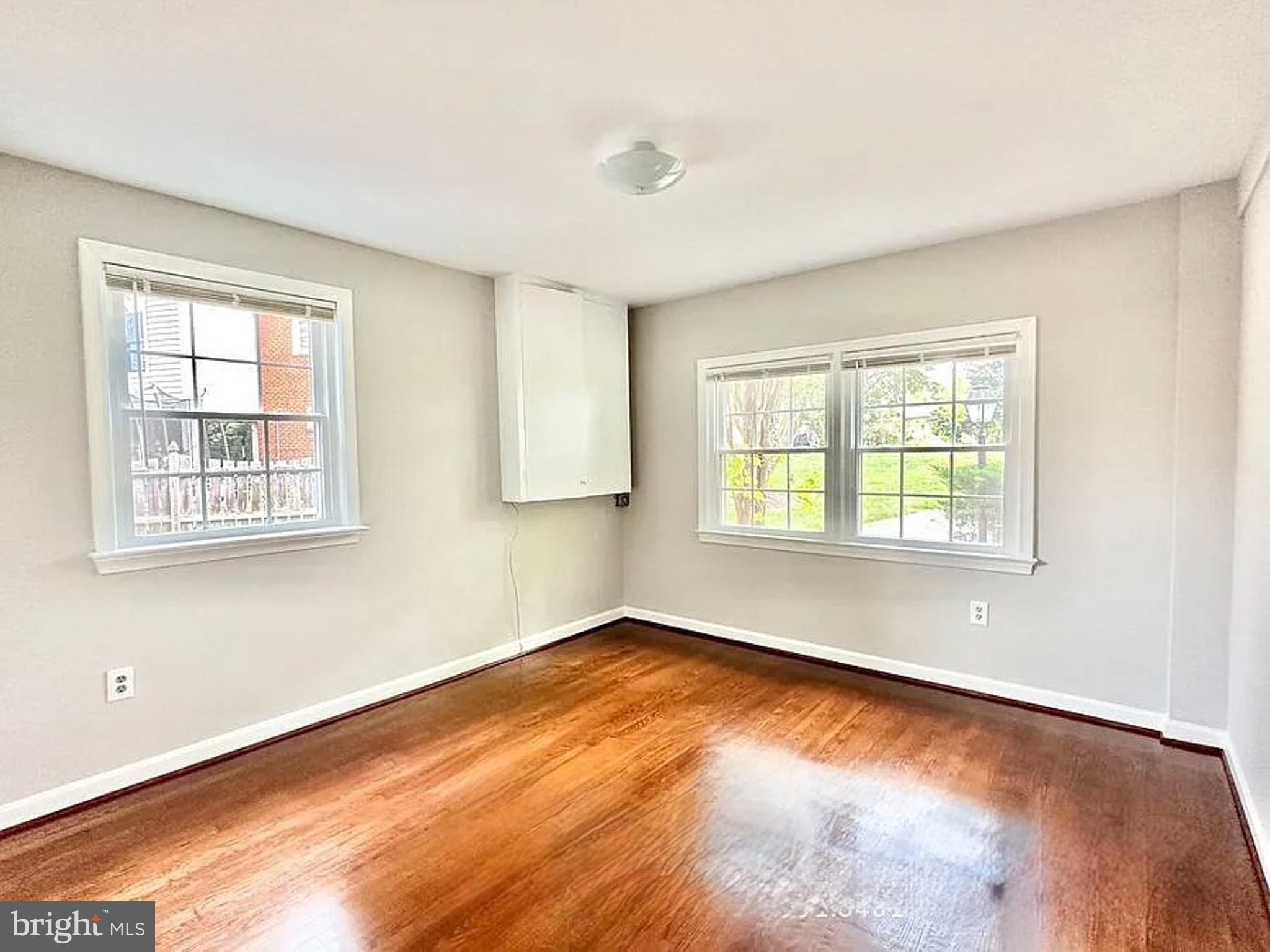 JAMESTOWN VILLAGE - Residential Lease