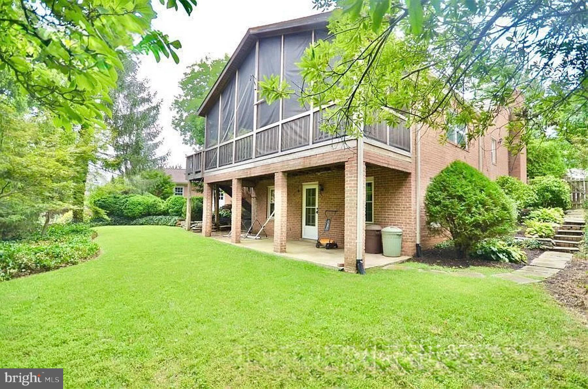 JAMESTOWN VILLAGE - Residential Lease