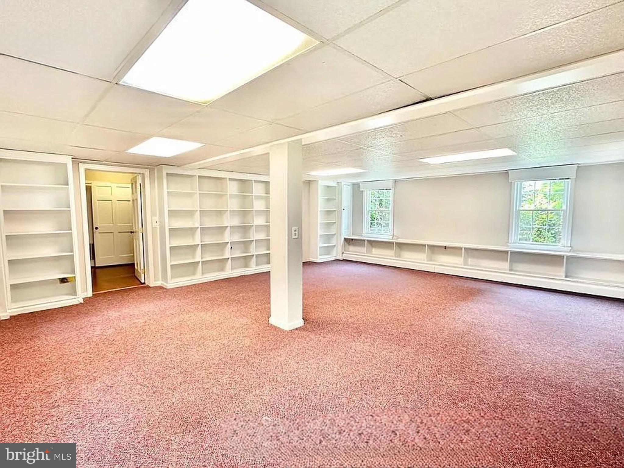 JAMESTOWN VILLAGE - Residential Lease