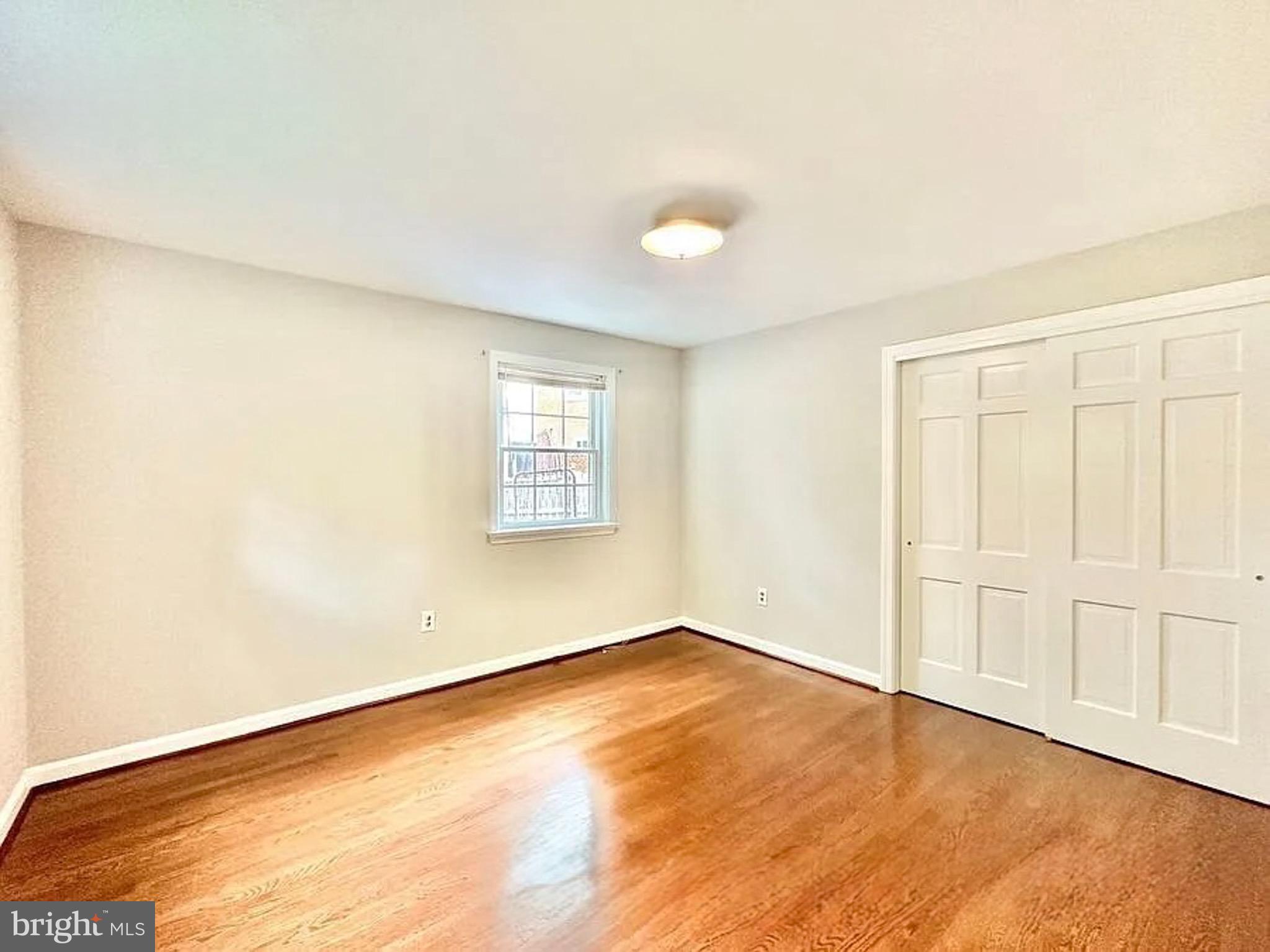 JAMESTOWN VILLAGE - Residential Lease