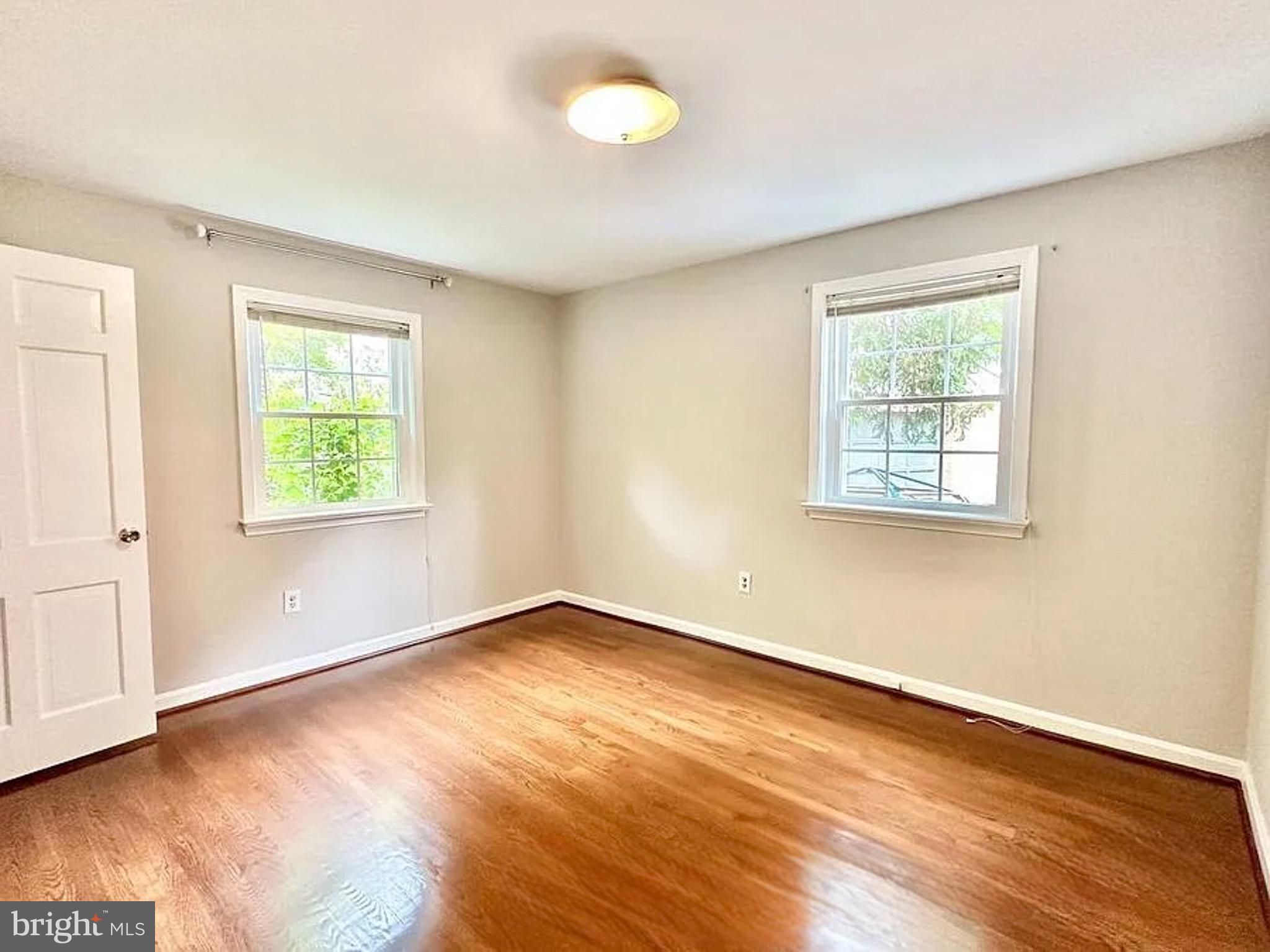 JAMESTOWN VILLAGE - Residential Lease