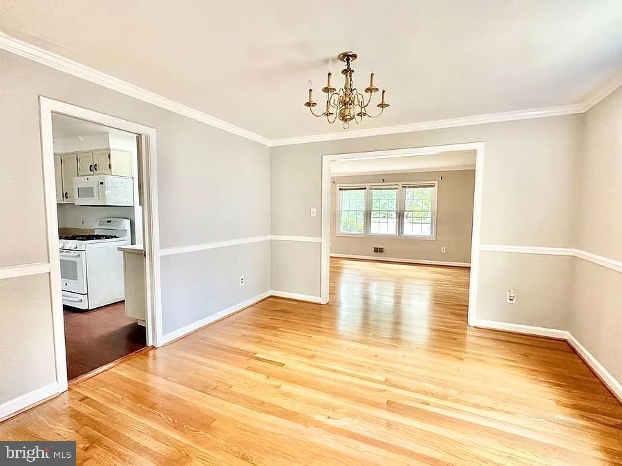 JAMESTOWN VILLAGE - Residential Lease