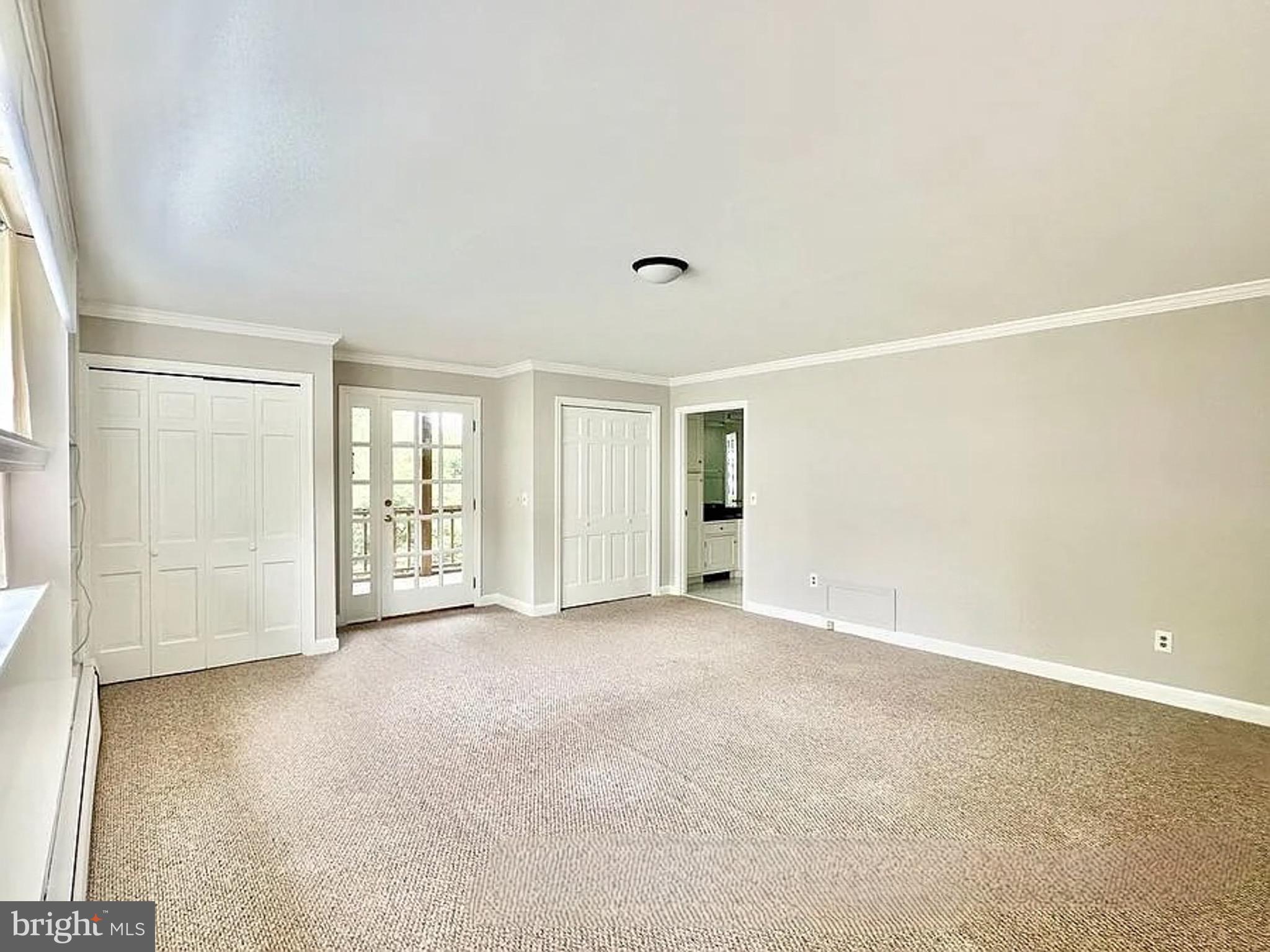 JAMESTOWN VILLAGE - Residential Lease