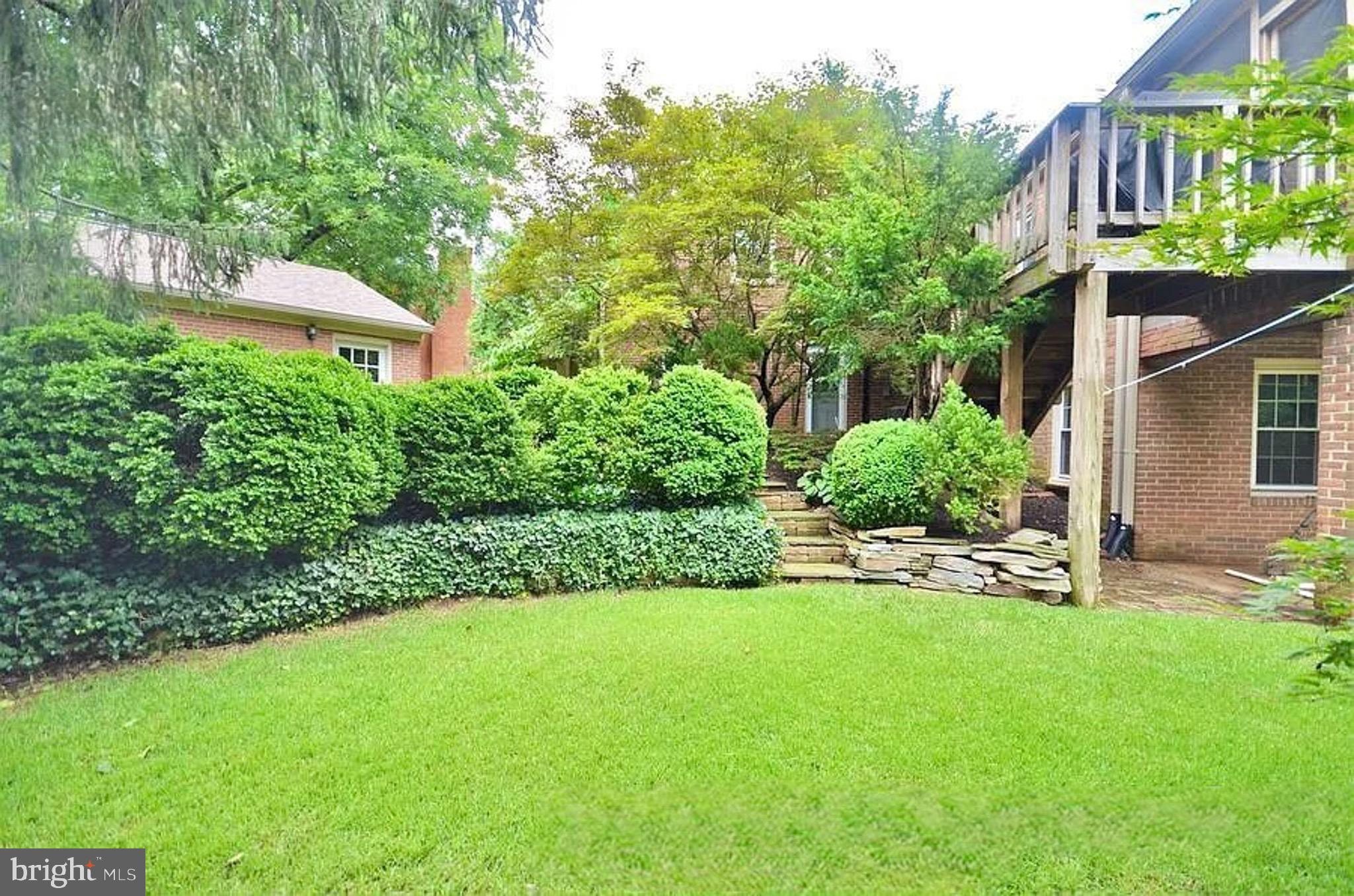 JAMESTOWN VILLAGE - Residential Lease