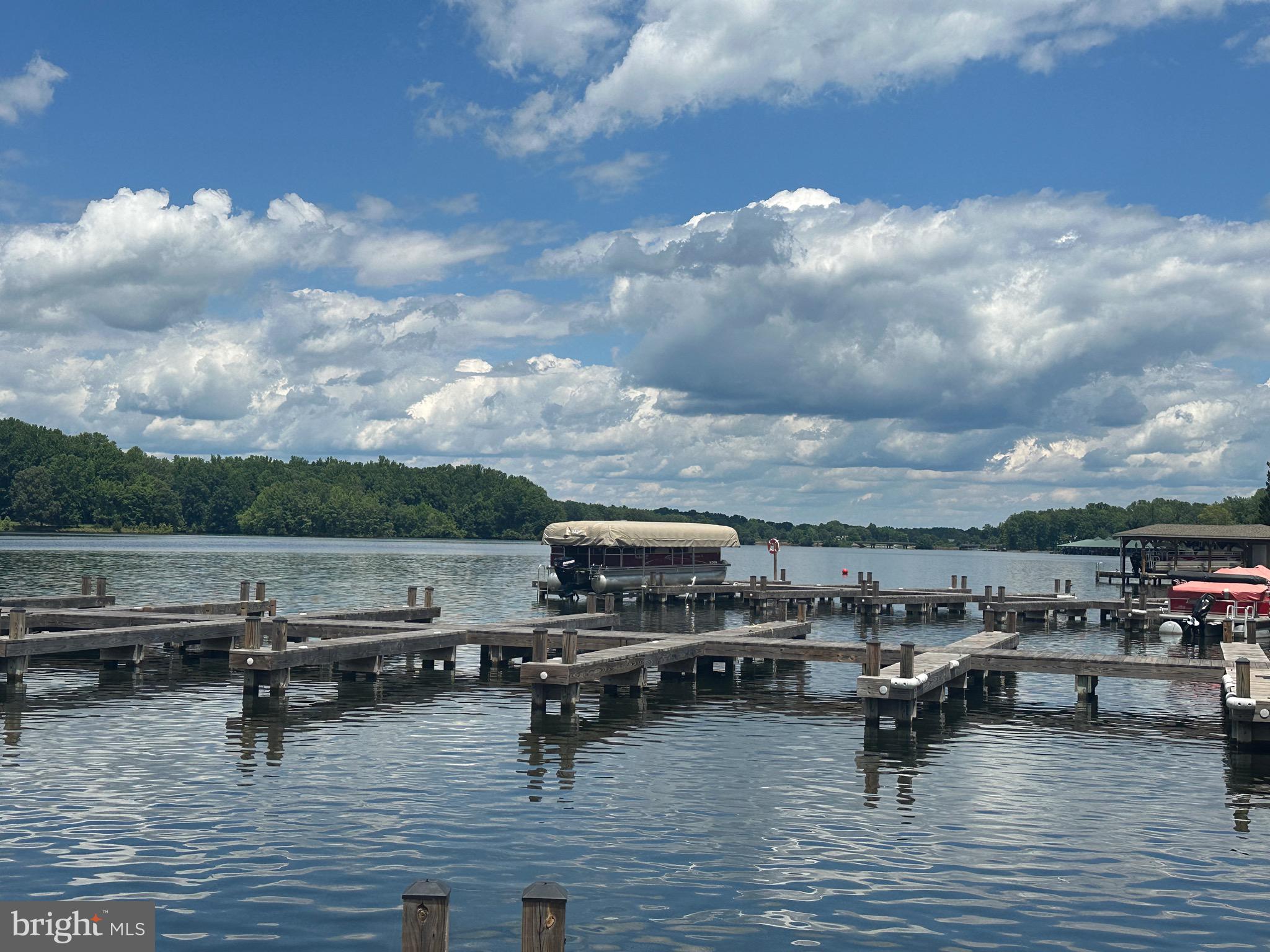 CUCKOOS NEST - Residential