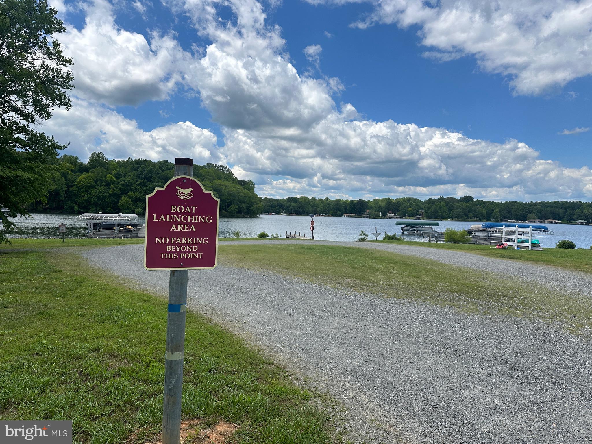 CUCKOOS NEST - Residential