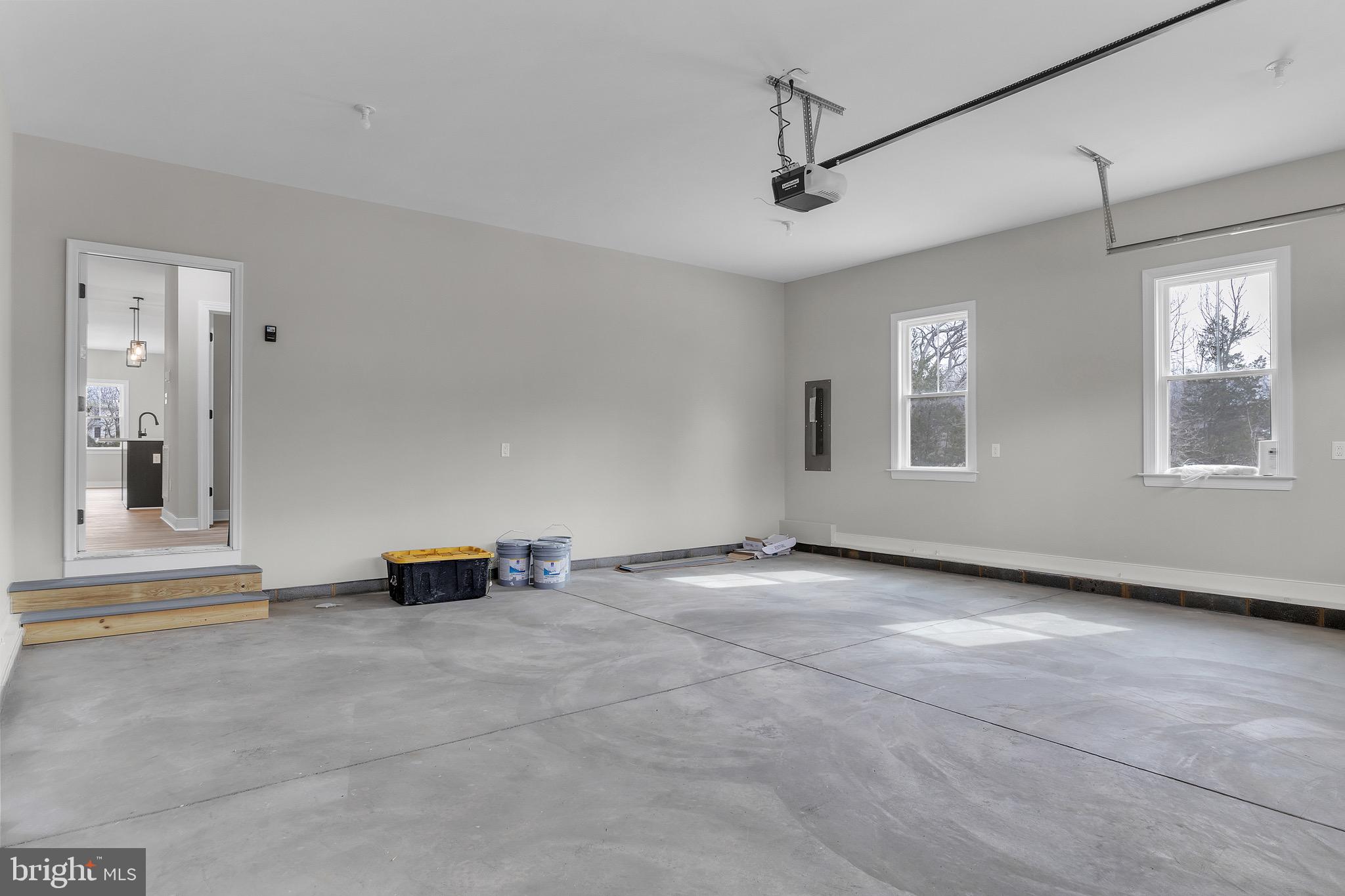 CUCKOOS NEST - Residential