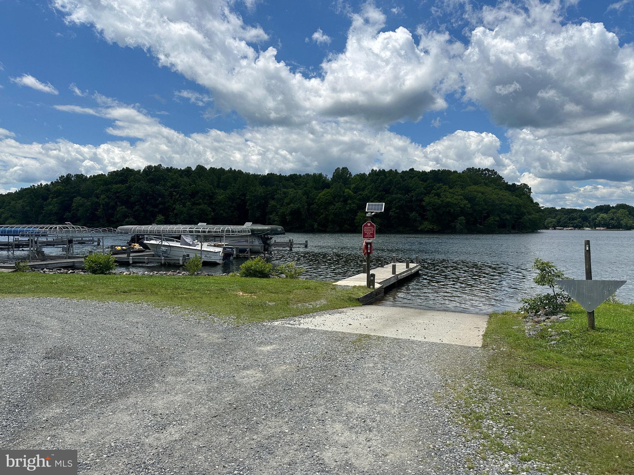 CUCKOOS NEST - Residential