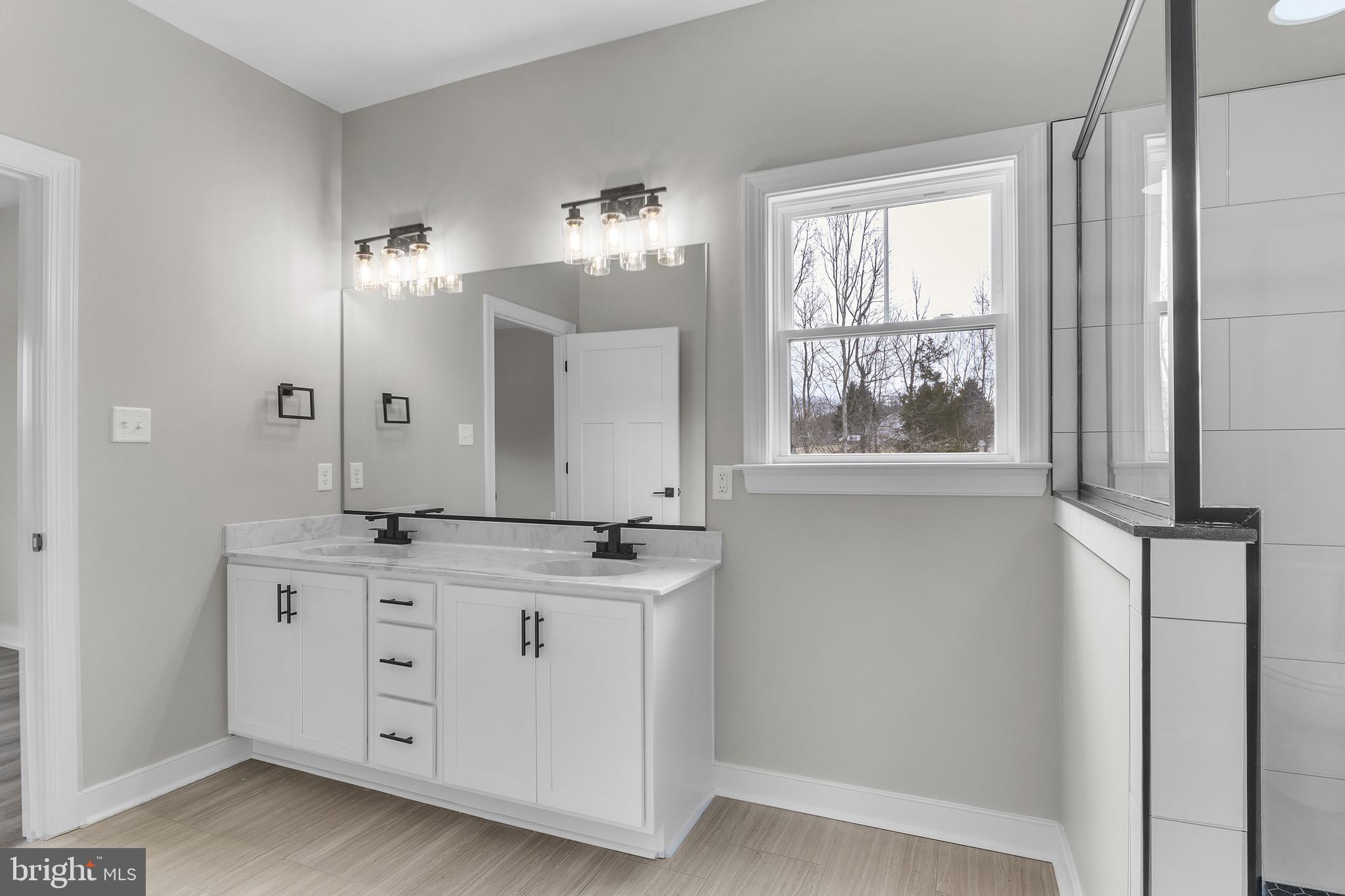 CUCKOOS NEST - Residential