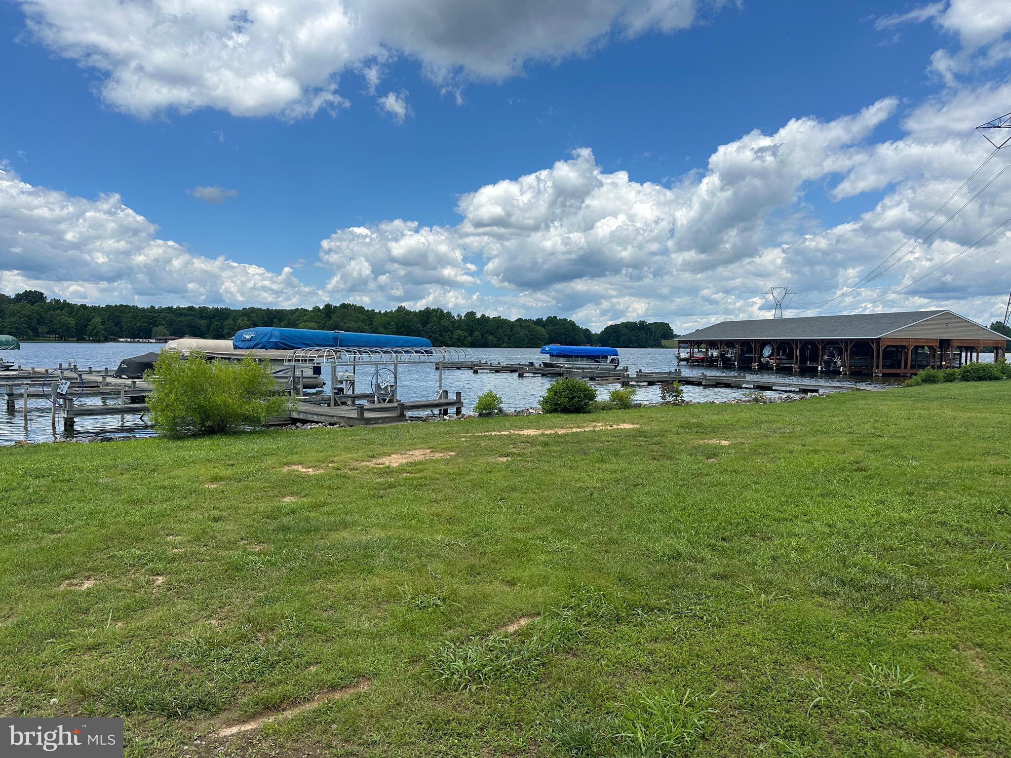 CUCKOOS NEST - Residential