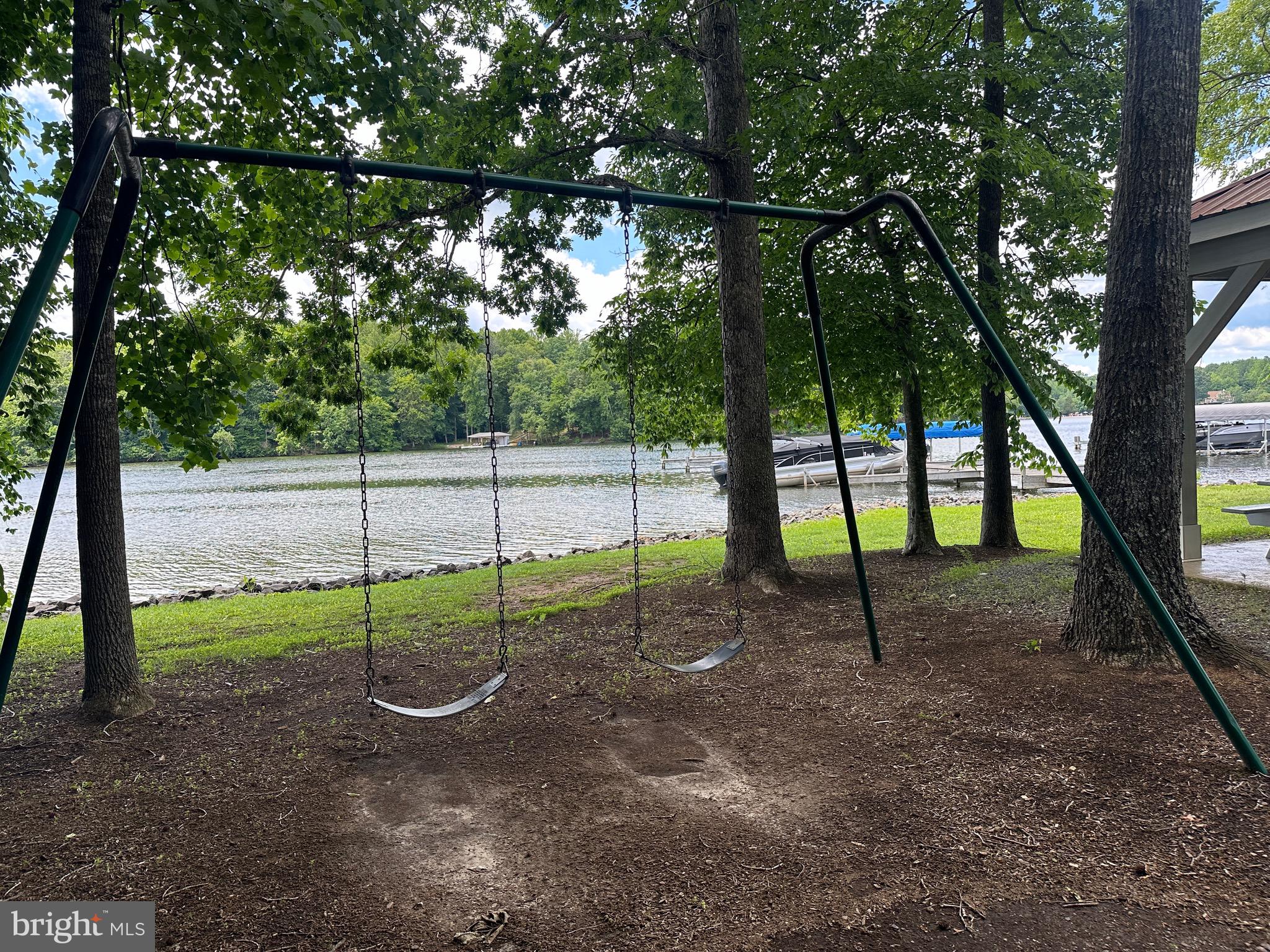 CUCKOOS NEST - Residential