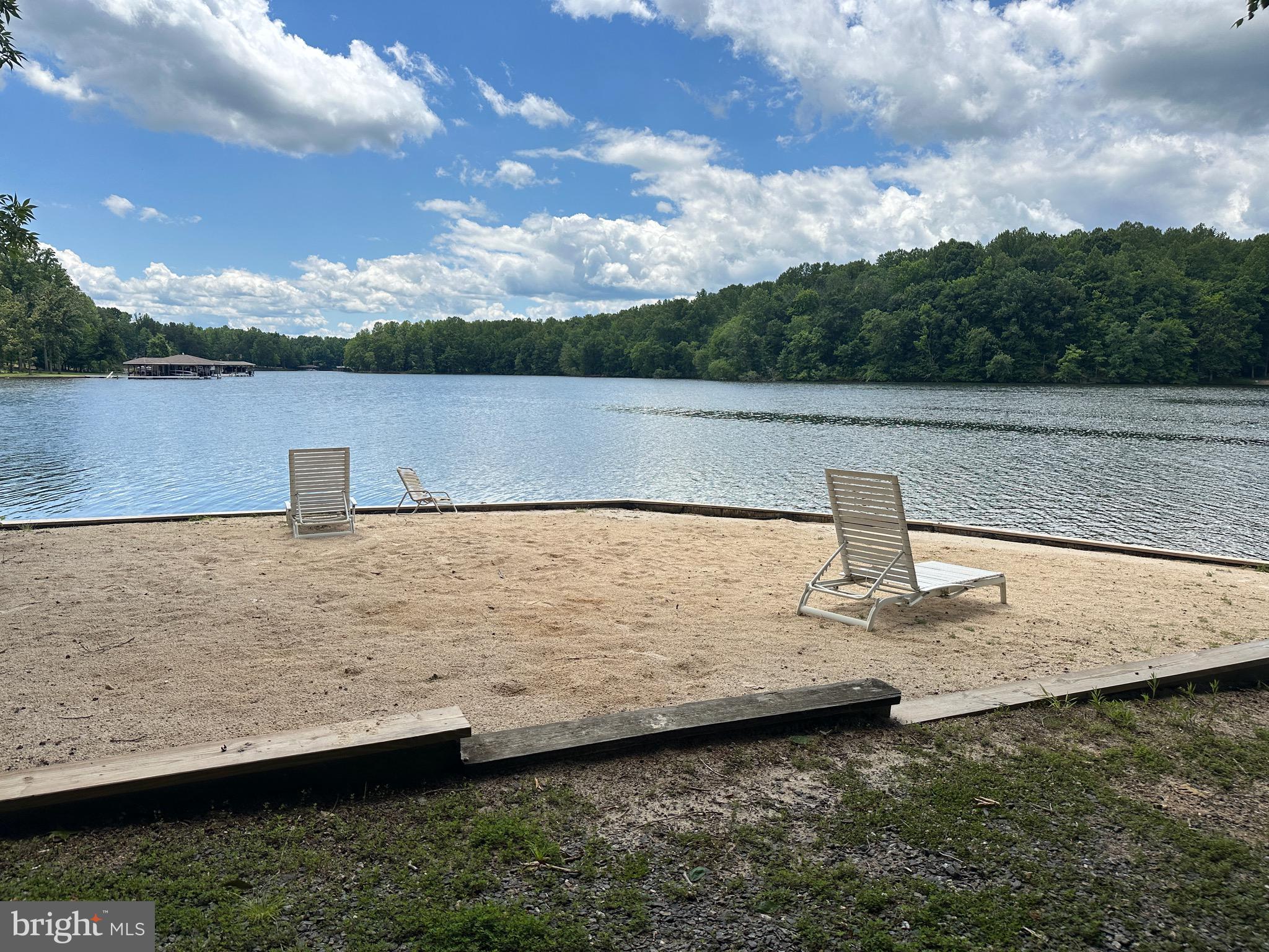 CUCKOOS NEST - Residential