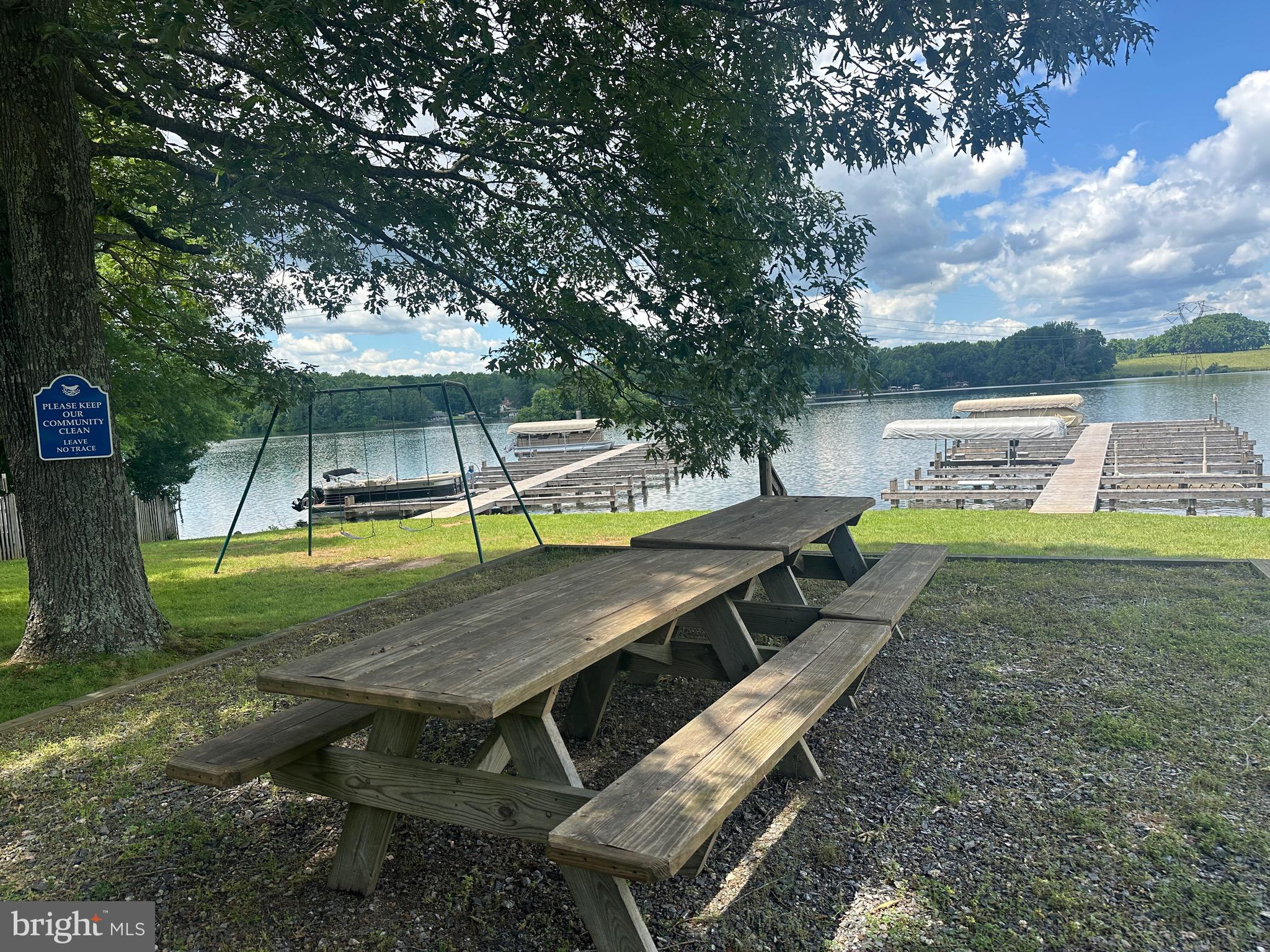 CUCKOOS NEST - Residential