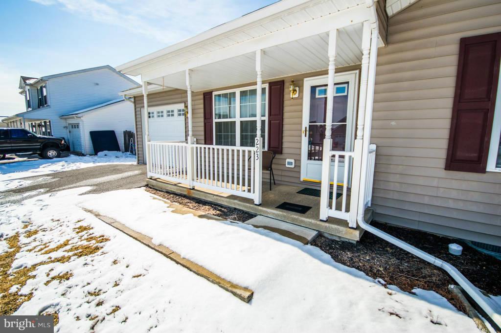 SPRING HILL - Residential