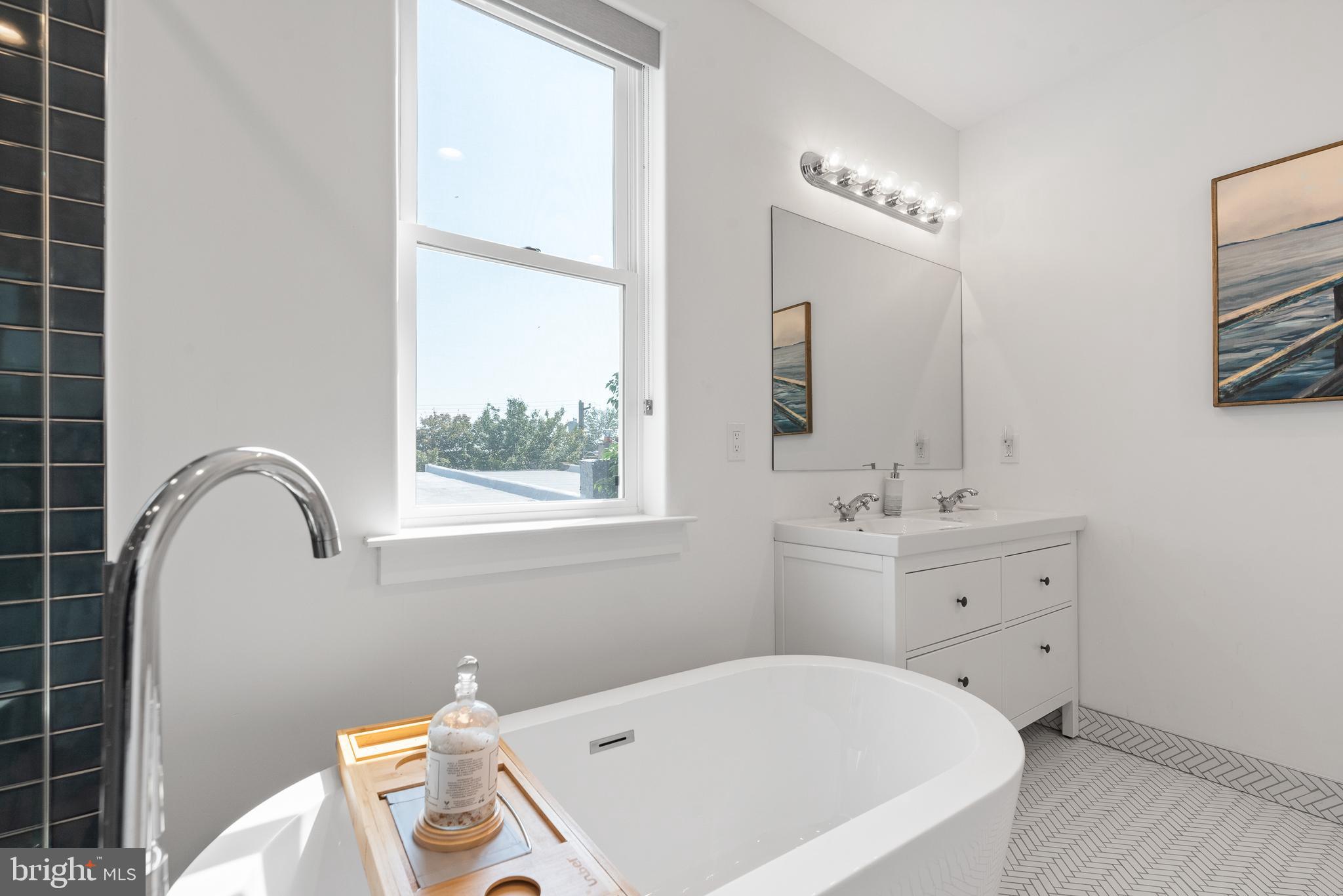 GRAYS FERRY - Residential