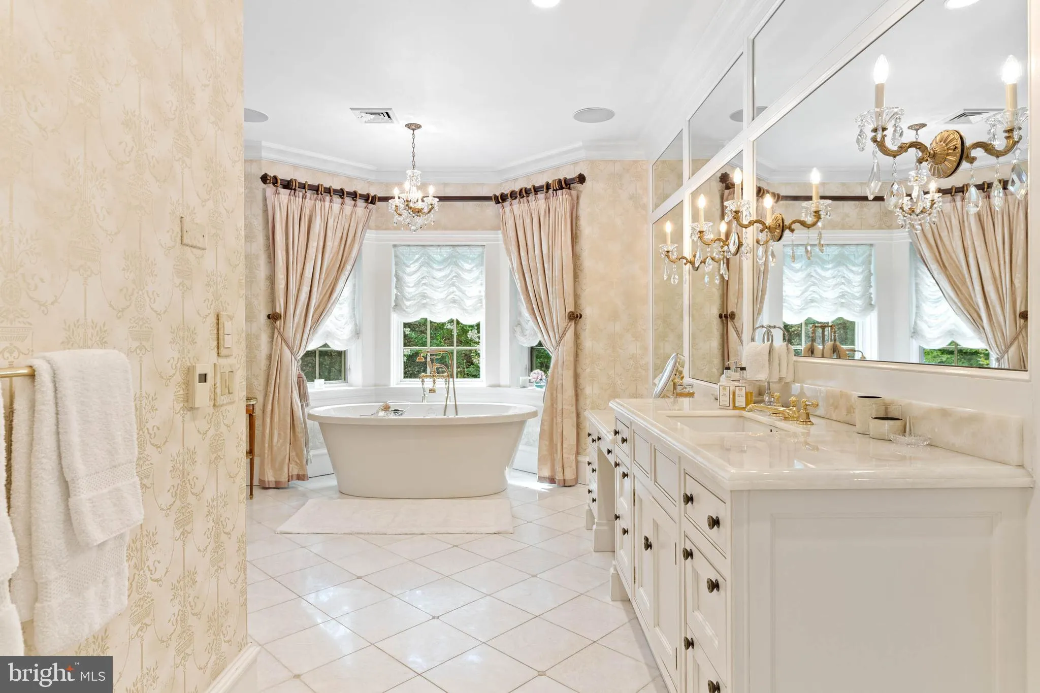 Haverford, Pennsylvania 19041, United States, 6 Bedrooms Bedrooms, ,10 BathroomsBathrooms,Residential,Active,200915