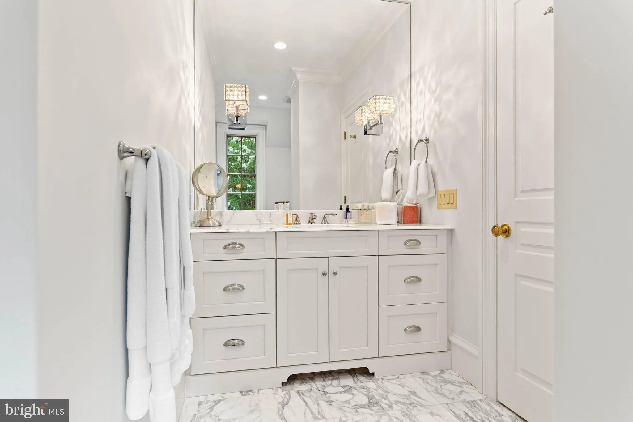 Haverford, Pennsylvania 19041, United States, 6 Bedrooms Bedrooms, ,10 BathroomsBathrooms,Residential,Active,200915