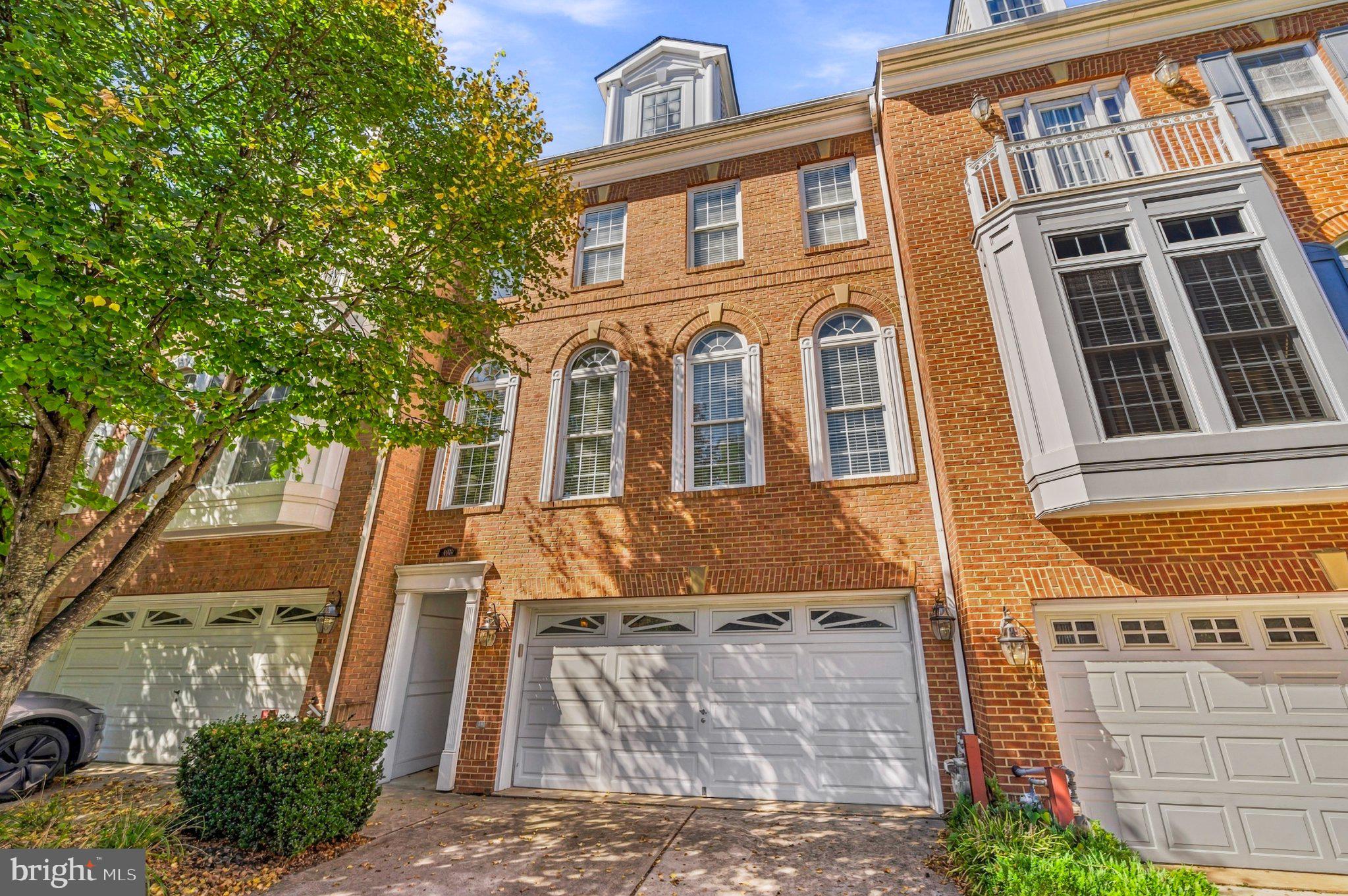 4076 CLOVET DRIVE 27