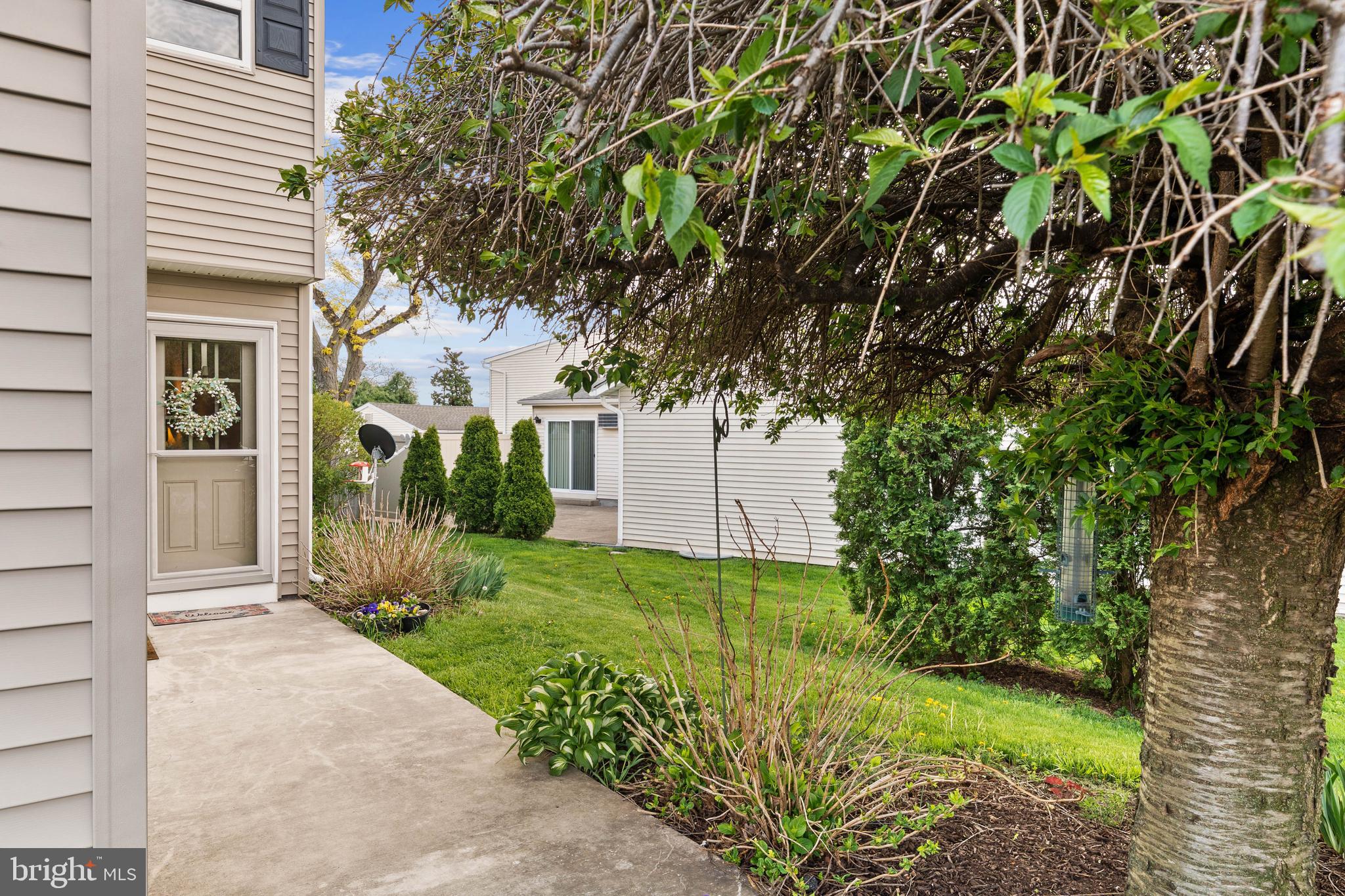 STRAWBERRY HILLS - Residential