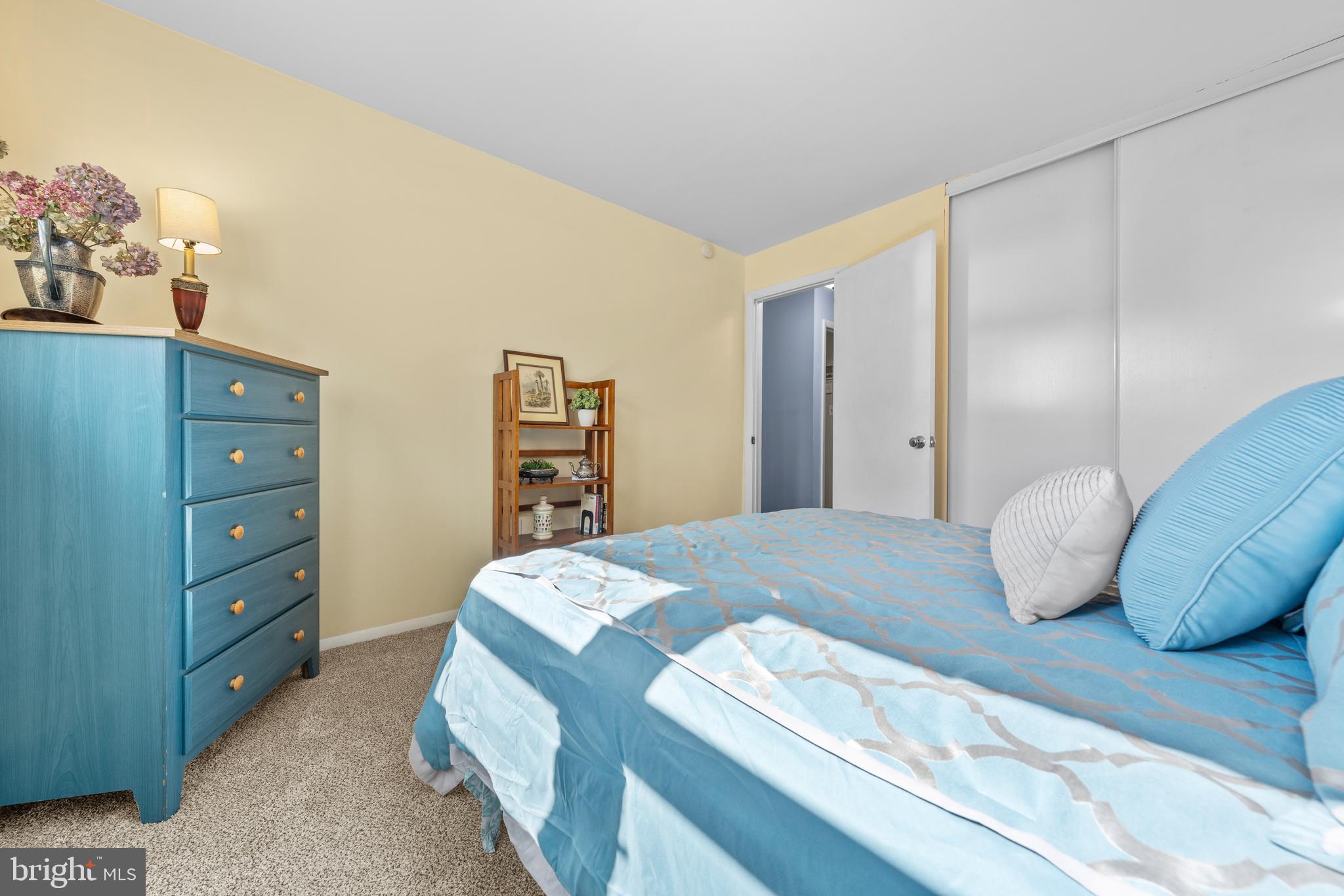 STRAWBERRY HILLS - Residential