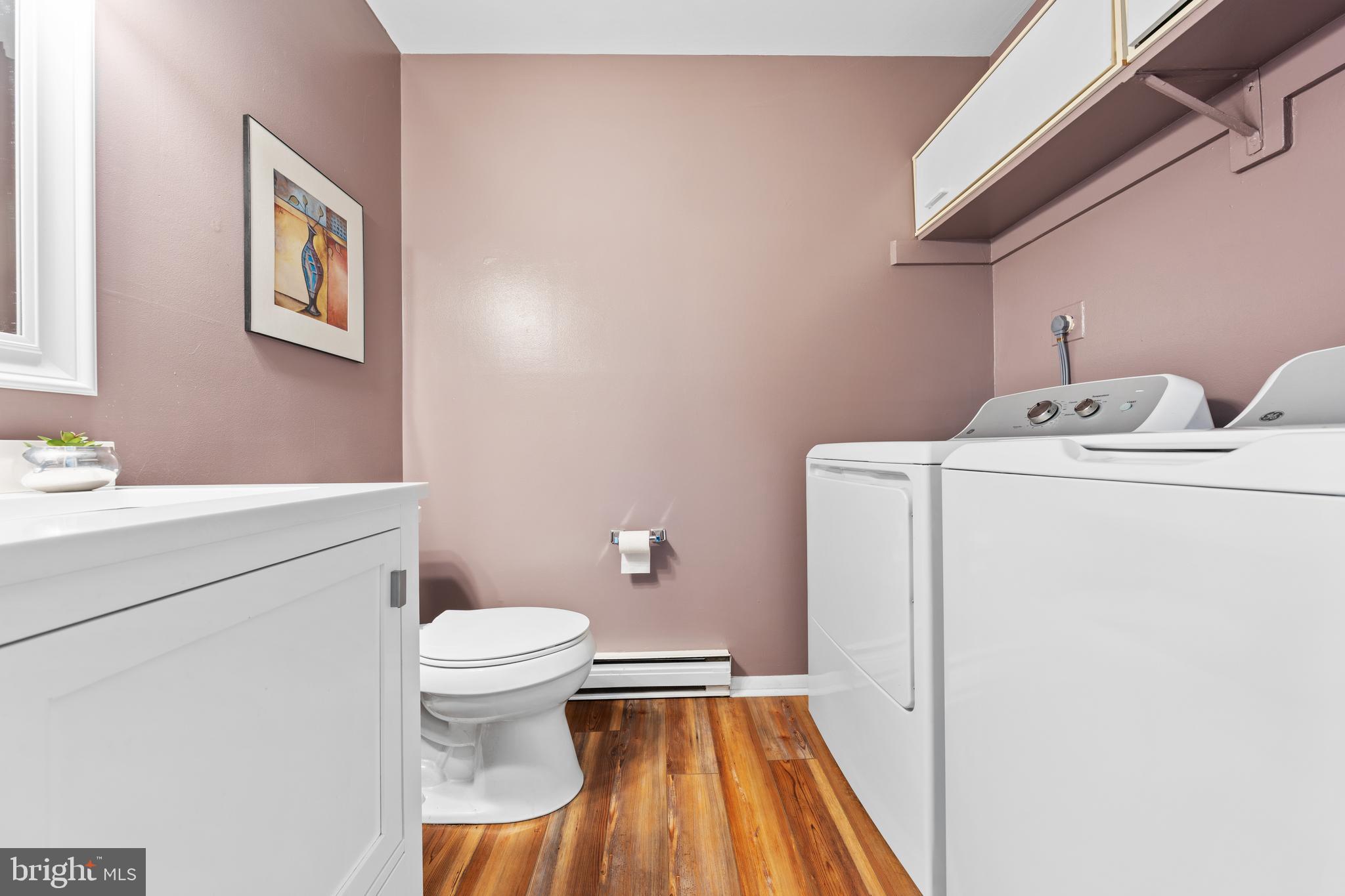 STRAWBERRY HILLS - Residential