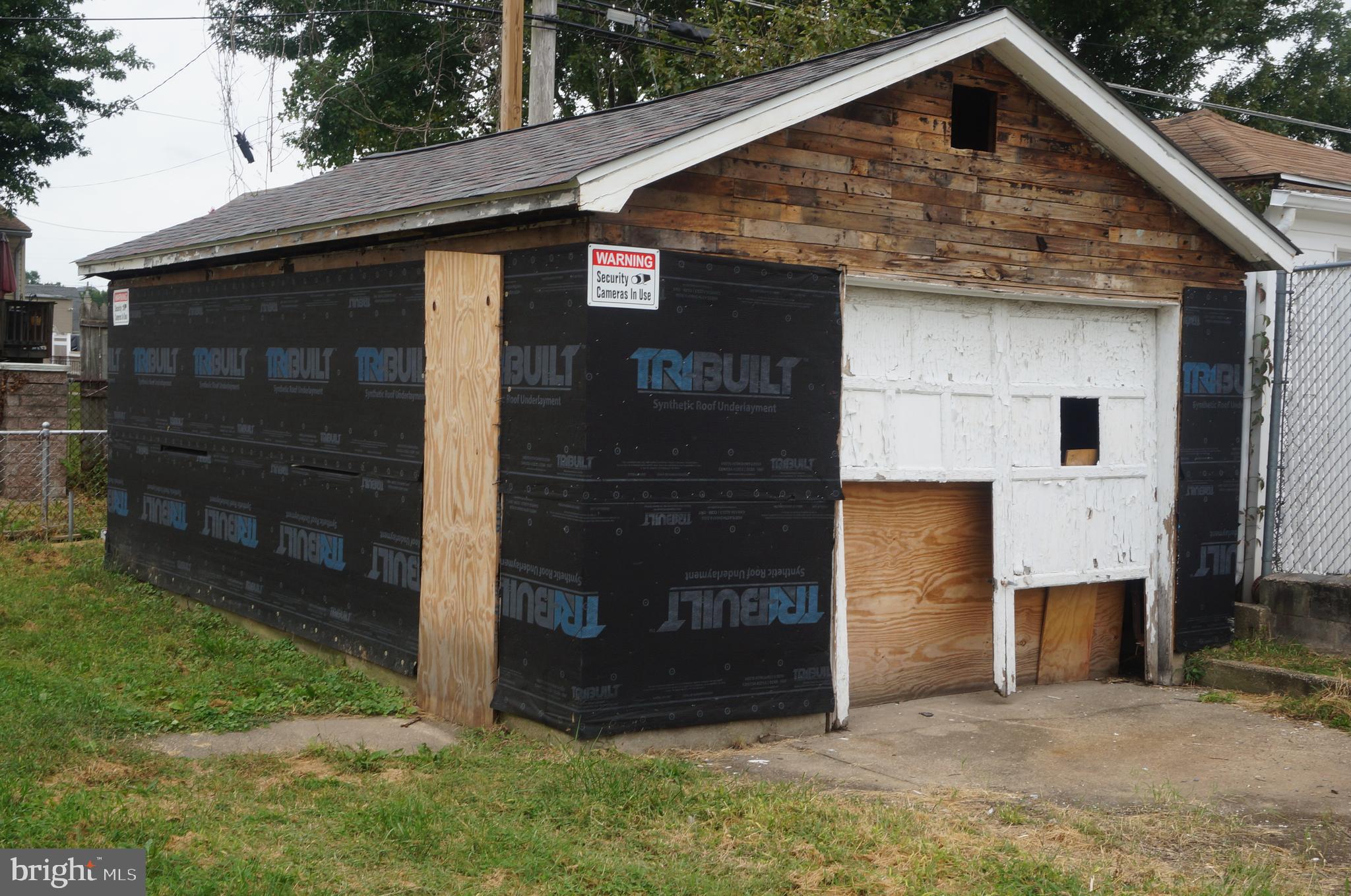 FAIRLAWN - Residential