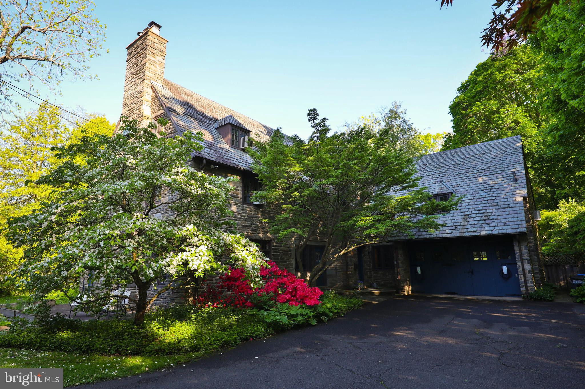 CHESTNUT HILL - Residential