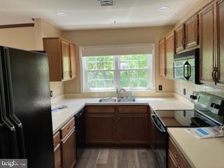 FLYING HILLS - Residential Lease