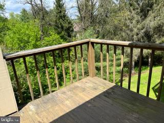 FLYING HILLS - Residential Lease