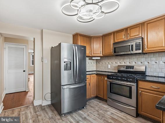 PORT RICHMOND - Residential