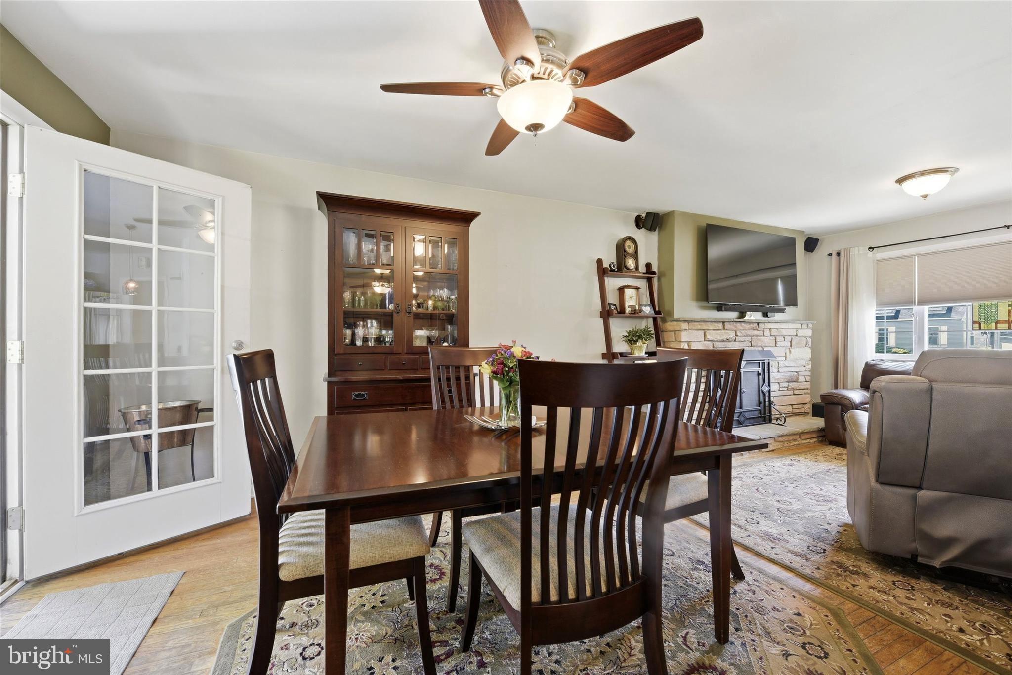 WHITELAND CREST - Residential
