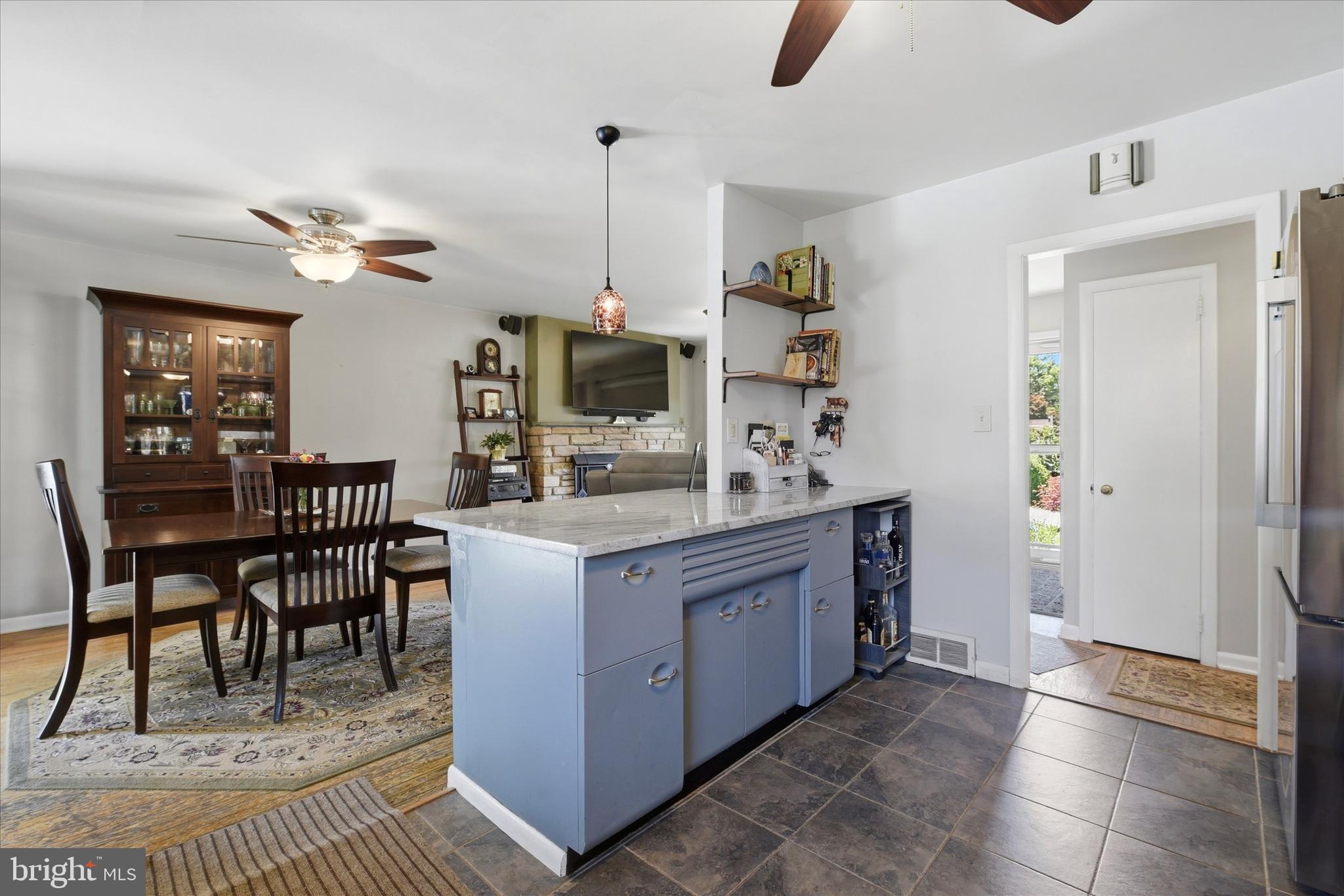 WHITELAND CREST - Residential