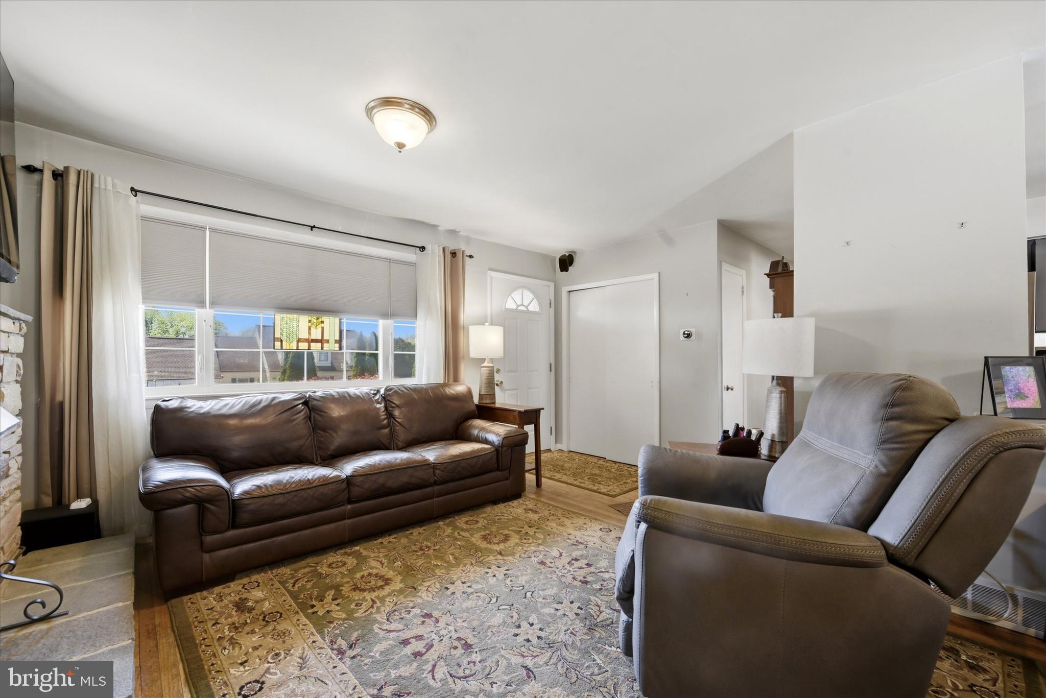 WHITELAND CREST - Residential