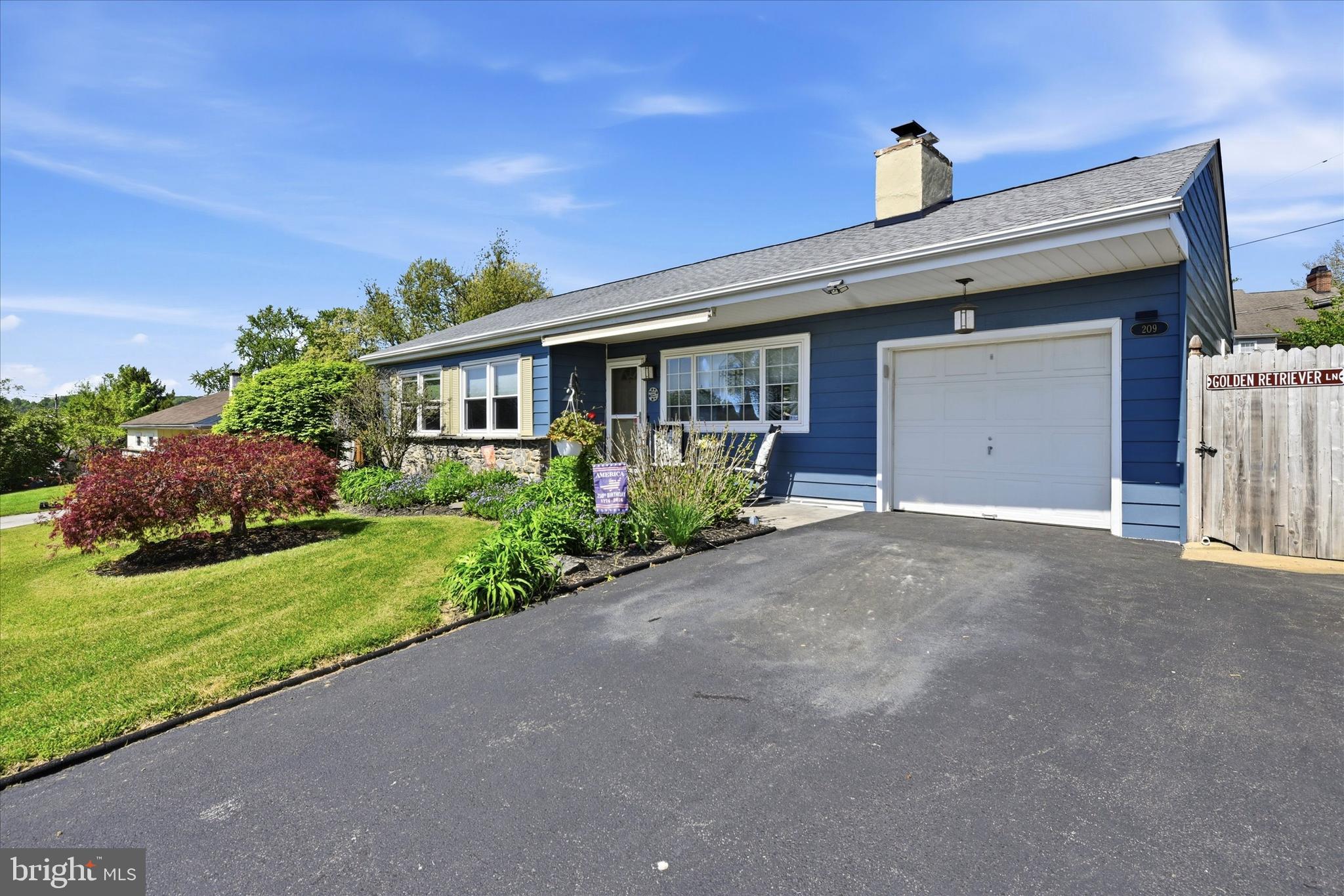 WHITELAND CREST - Residential