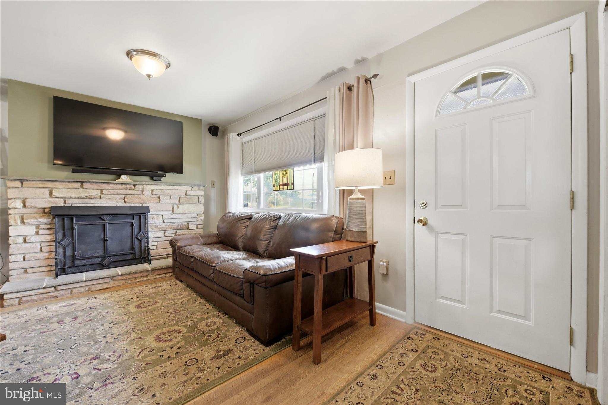 WHITELAND CREST - Residential