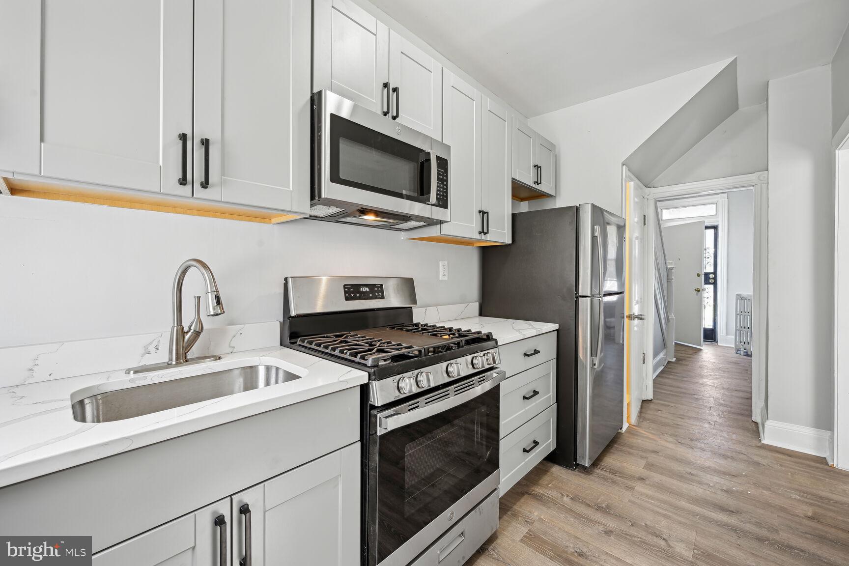 167 V STREET NE