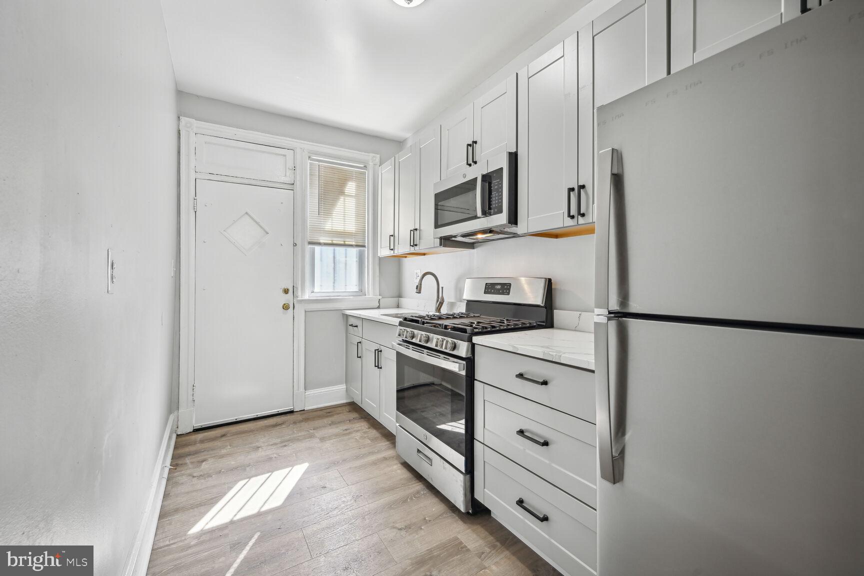 167 V STREET NE