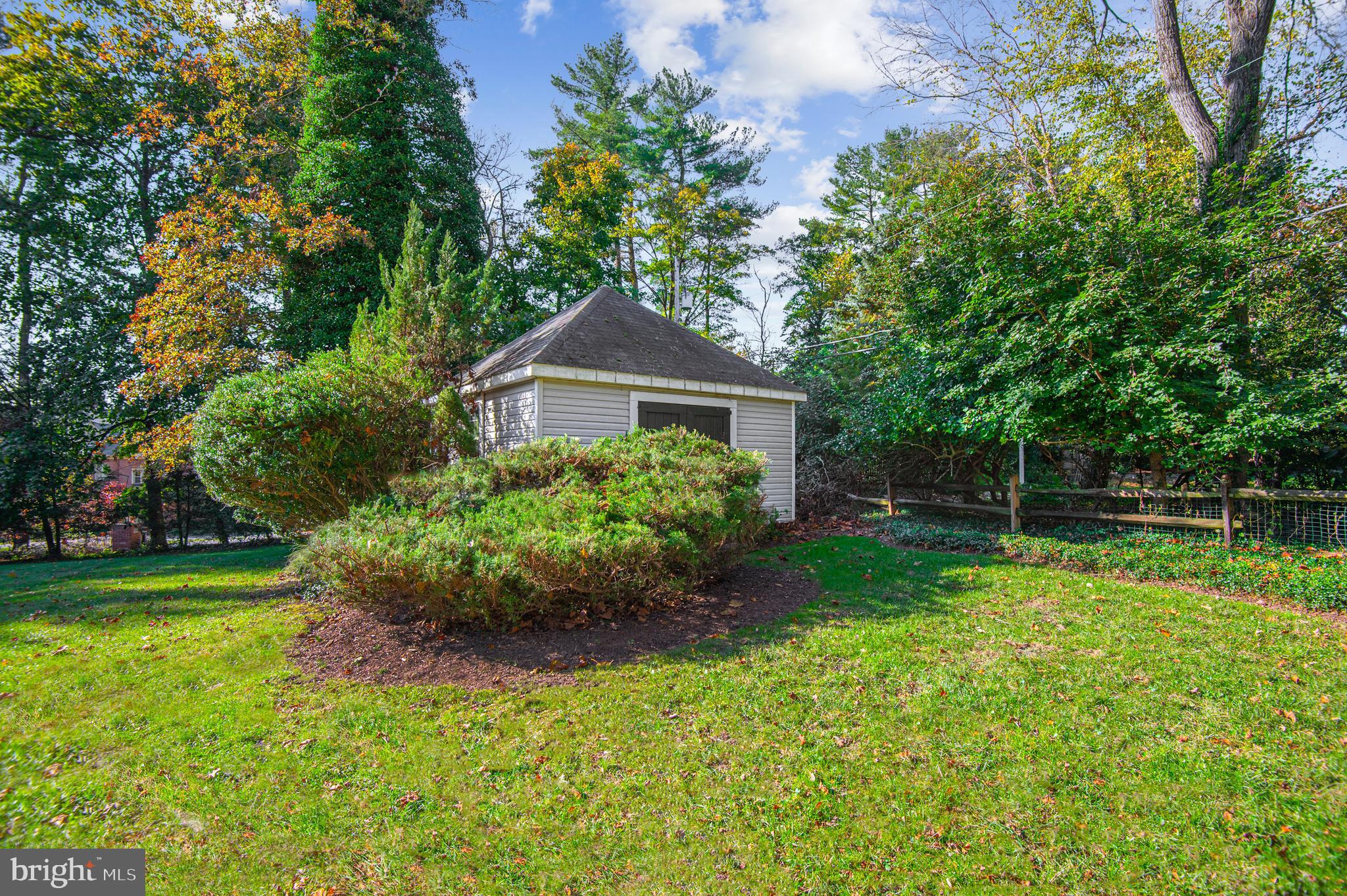 RUXTON - Residential