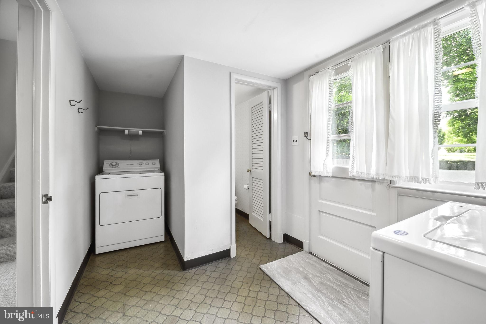 SHETLAND HILLS - Residential