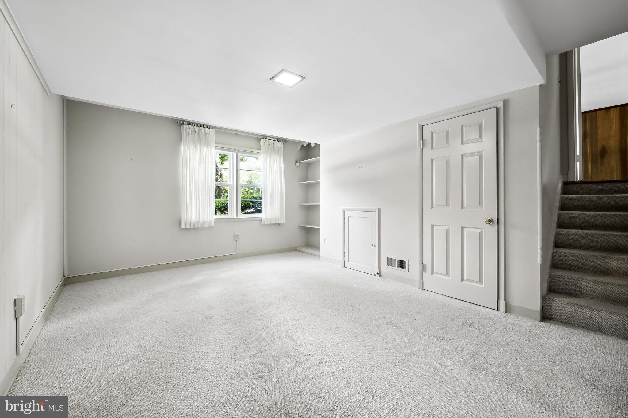 SHETLAND HILLS - Residential