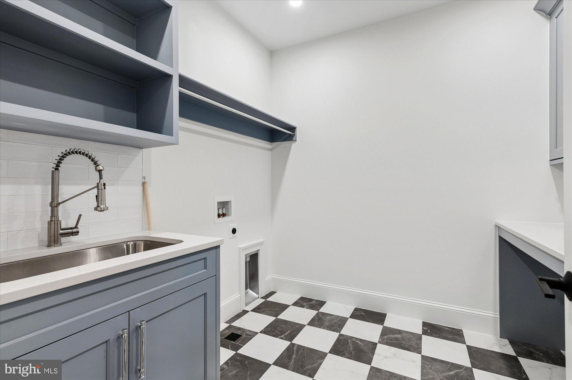 CRYSTAL SPRING KNOLLS - Residential