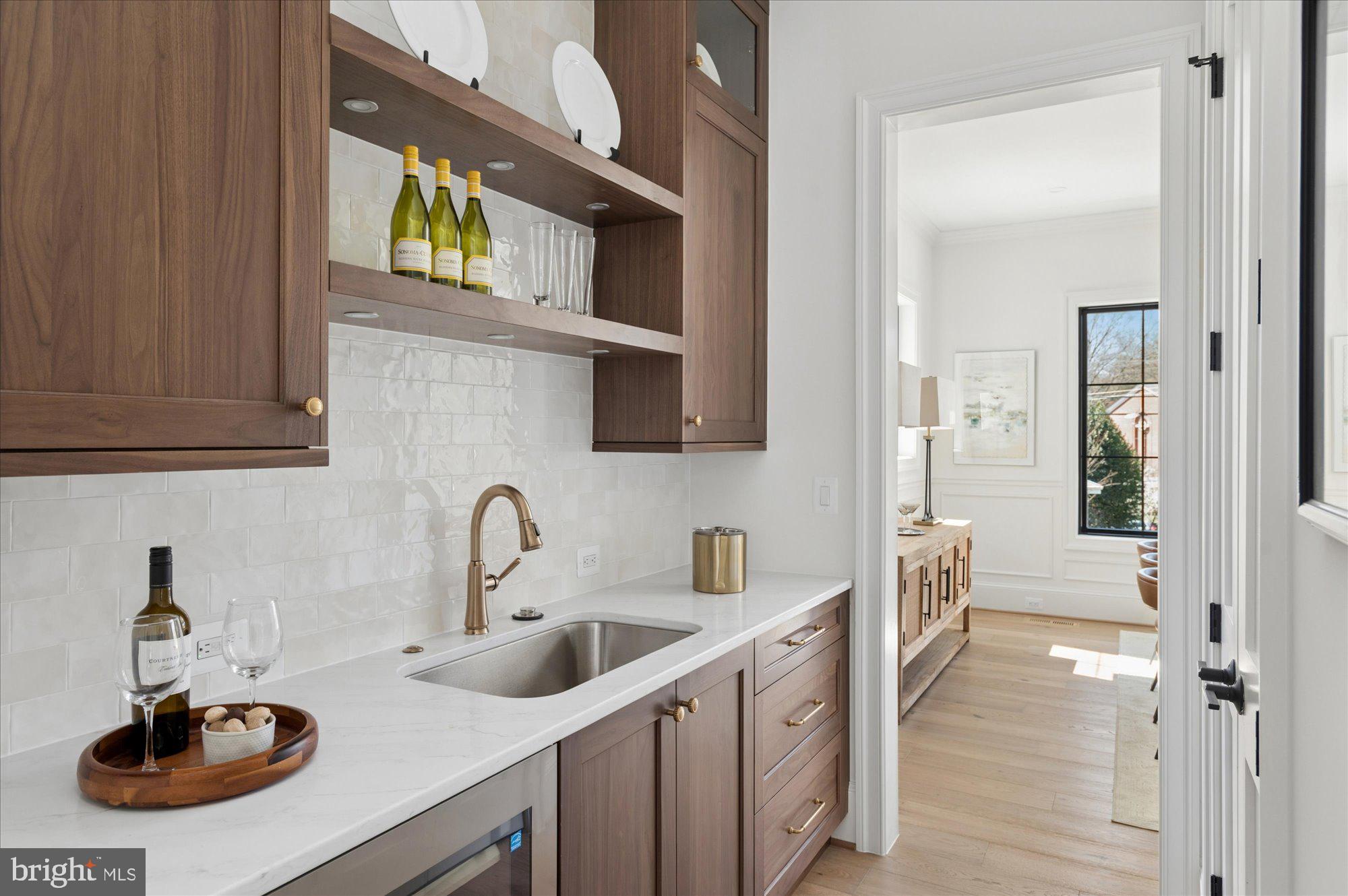 CRYSTAL SPRING KNOLLS - Residential