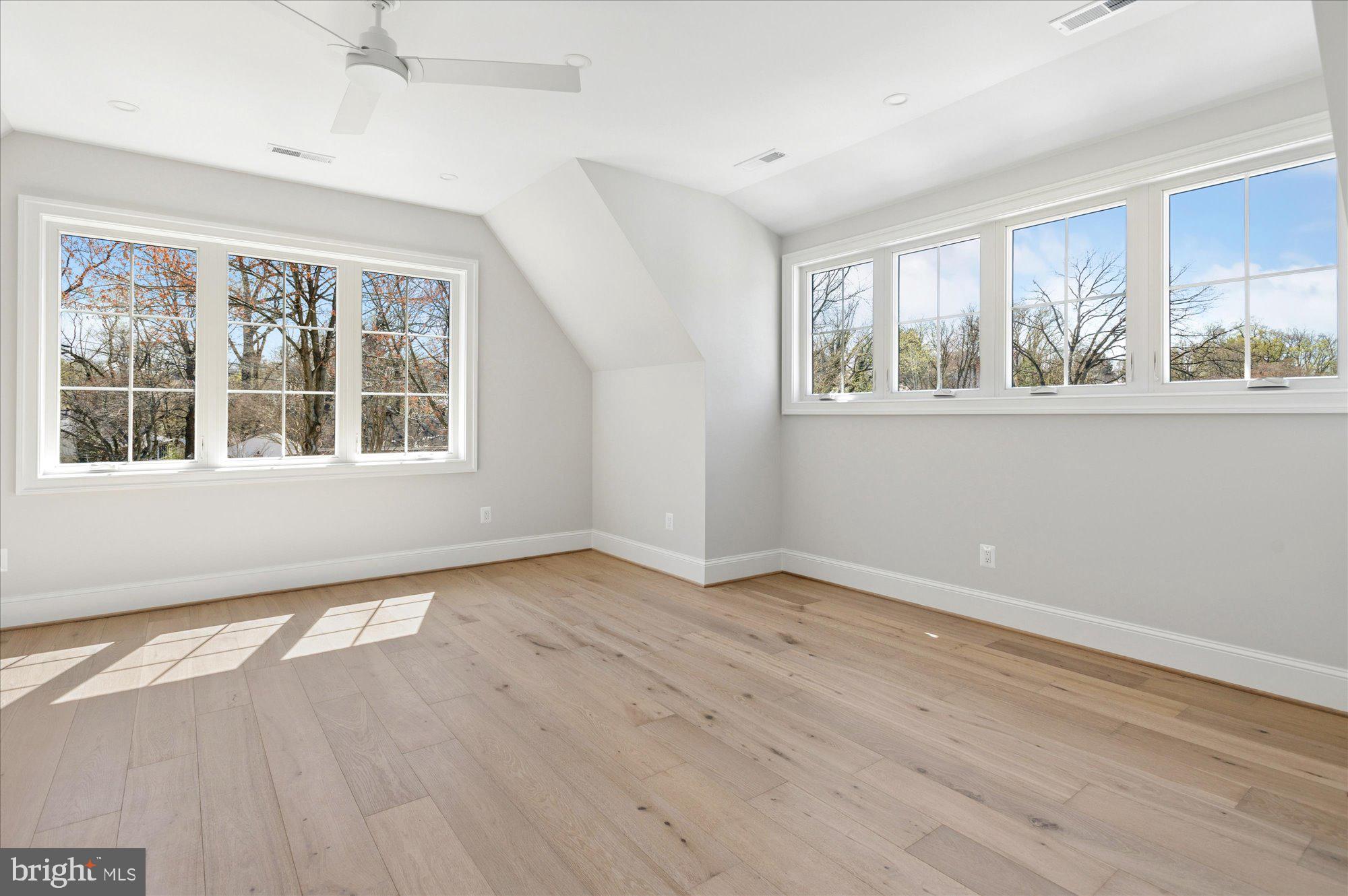 CRYSTAL SPRING KNOLLS - Residential