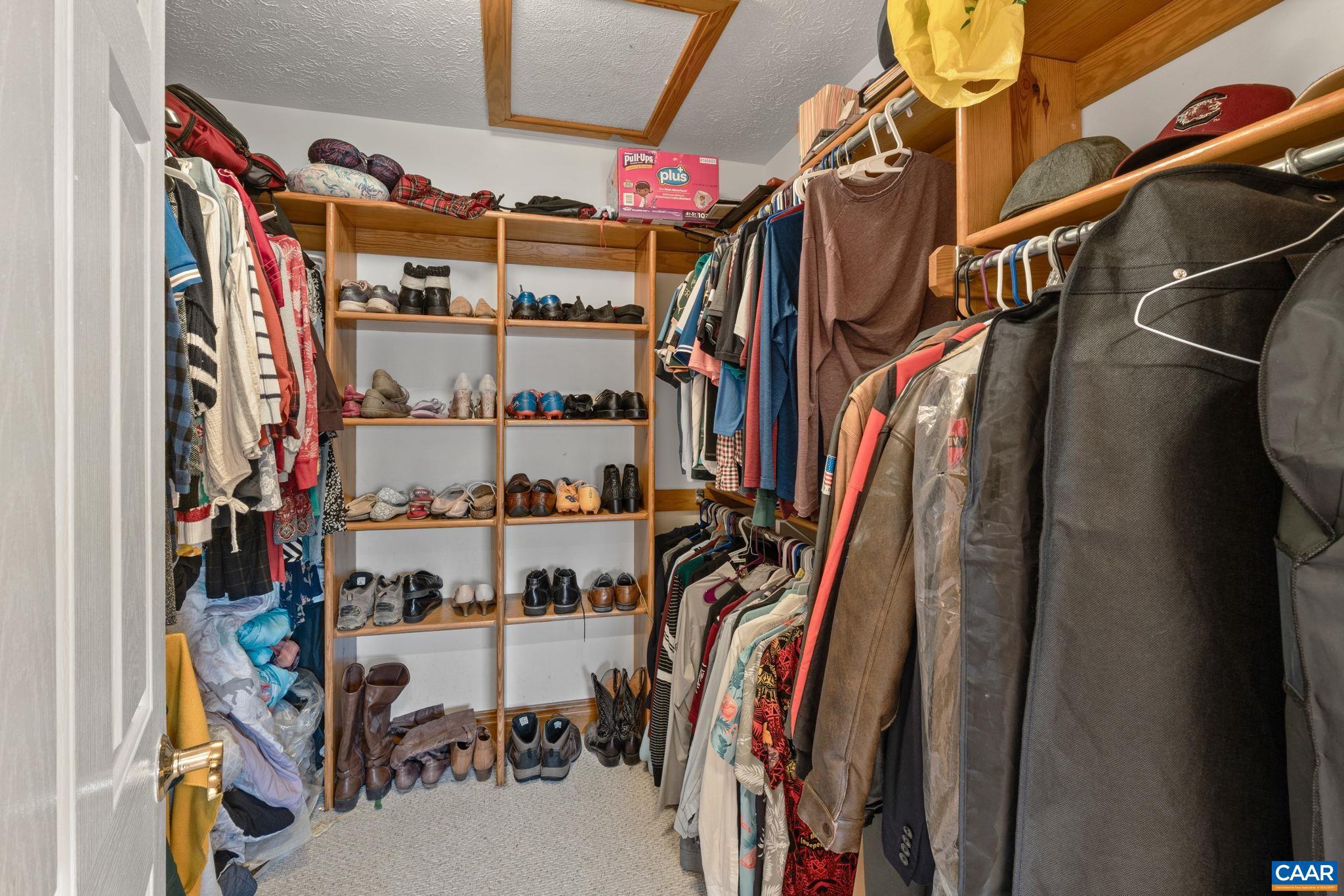 LAKE MONTICELLO - Residential