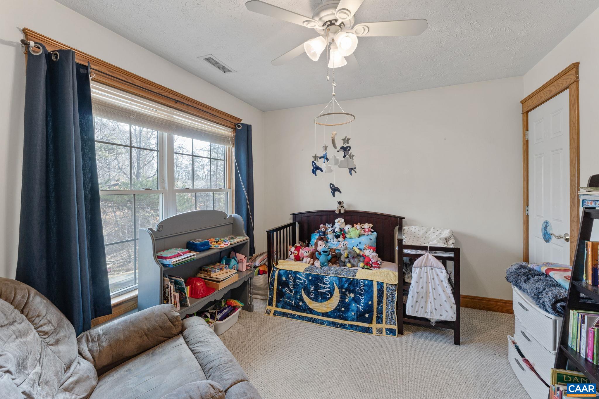 LAKE MONTICELLO - Residential