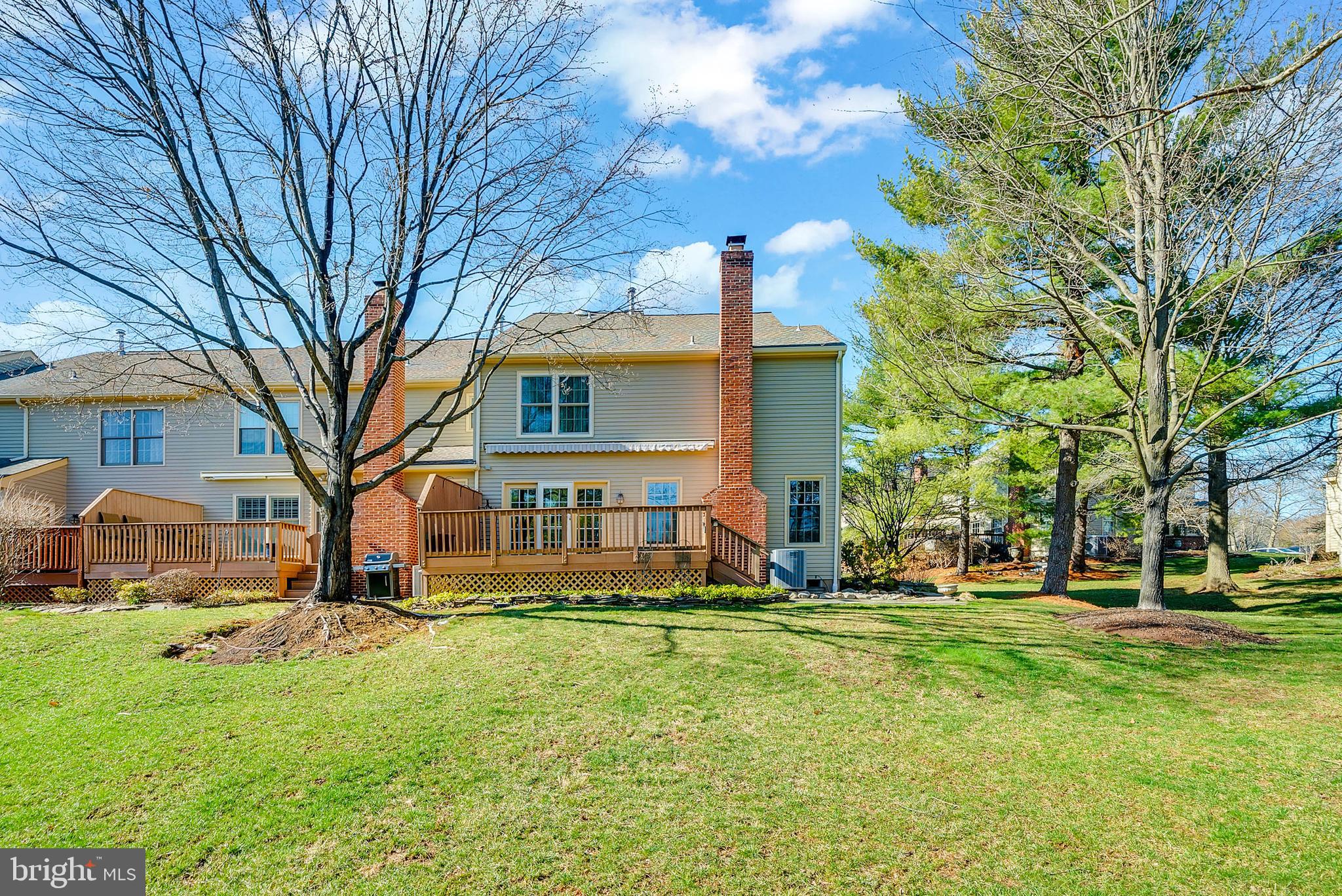 GWYNEDD HUNT - Residential