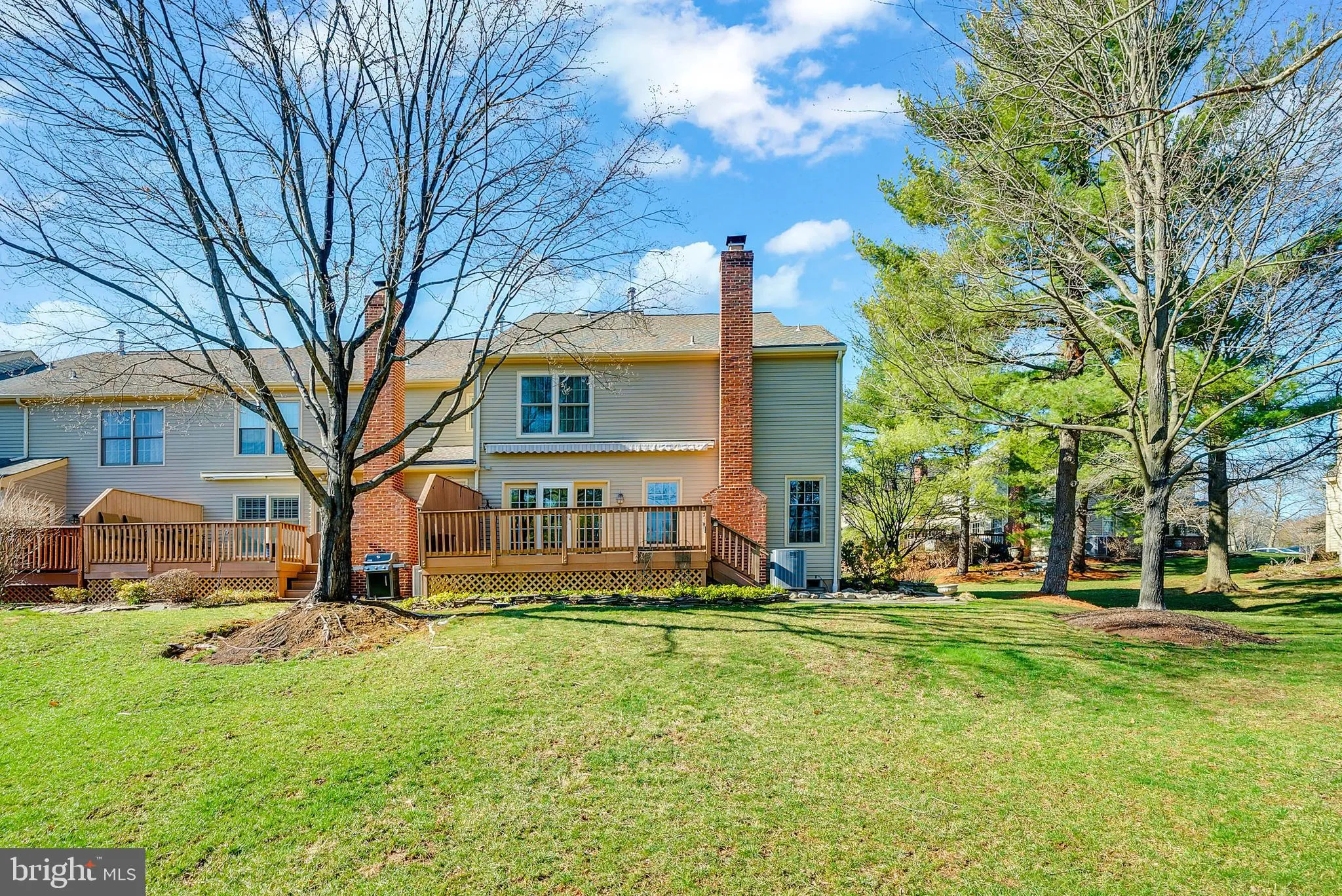 Ambler, Pennsylvania 19002, United States, 3 Bedrooms Bedrooms, ,3 BathroomsBathrooms,Residential,Pending,90328