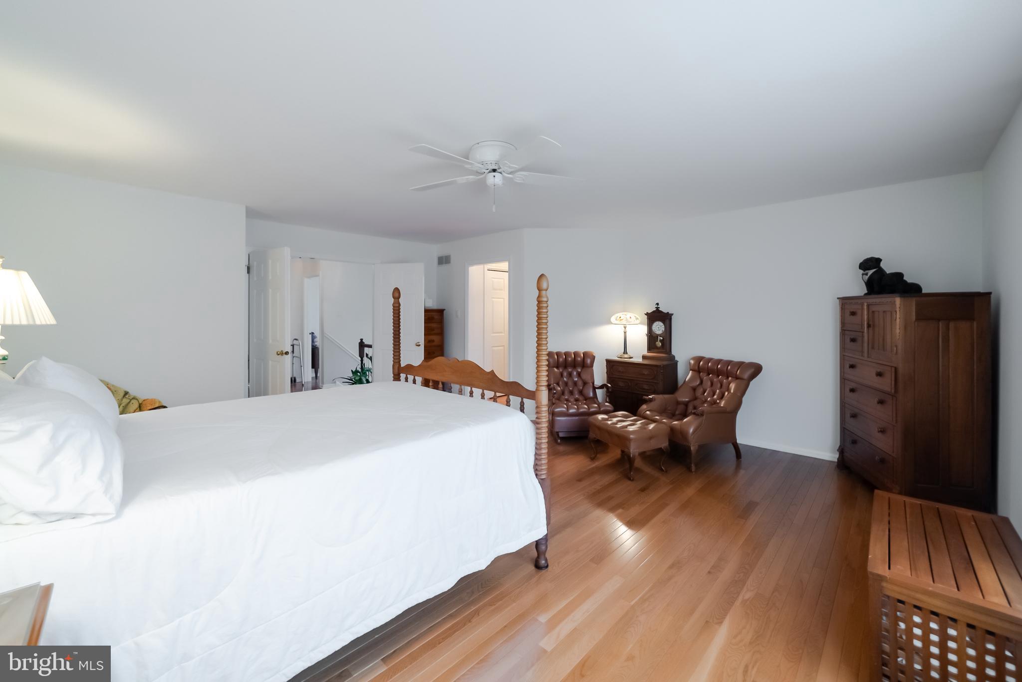 GWYNEDD HUNT - Residential